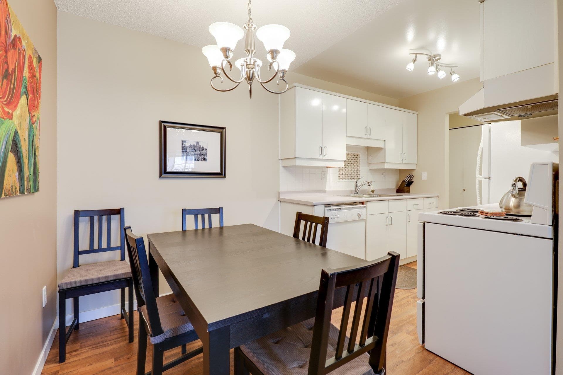302 - 330 E 1st Street, North Vancouver, V7L 1B5 — photo 5
