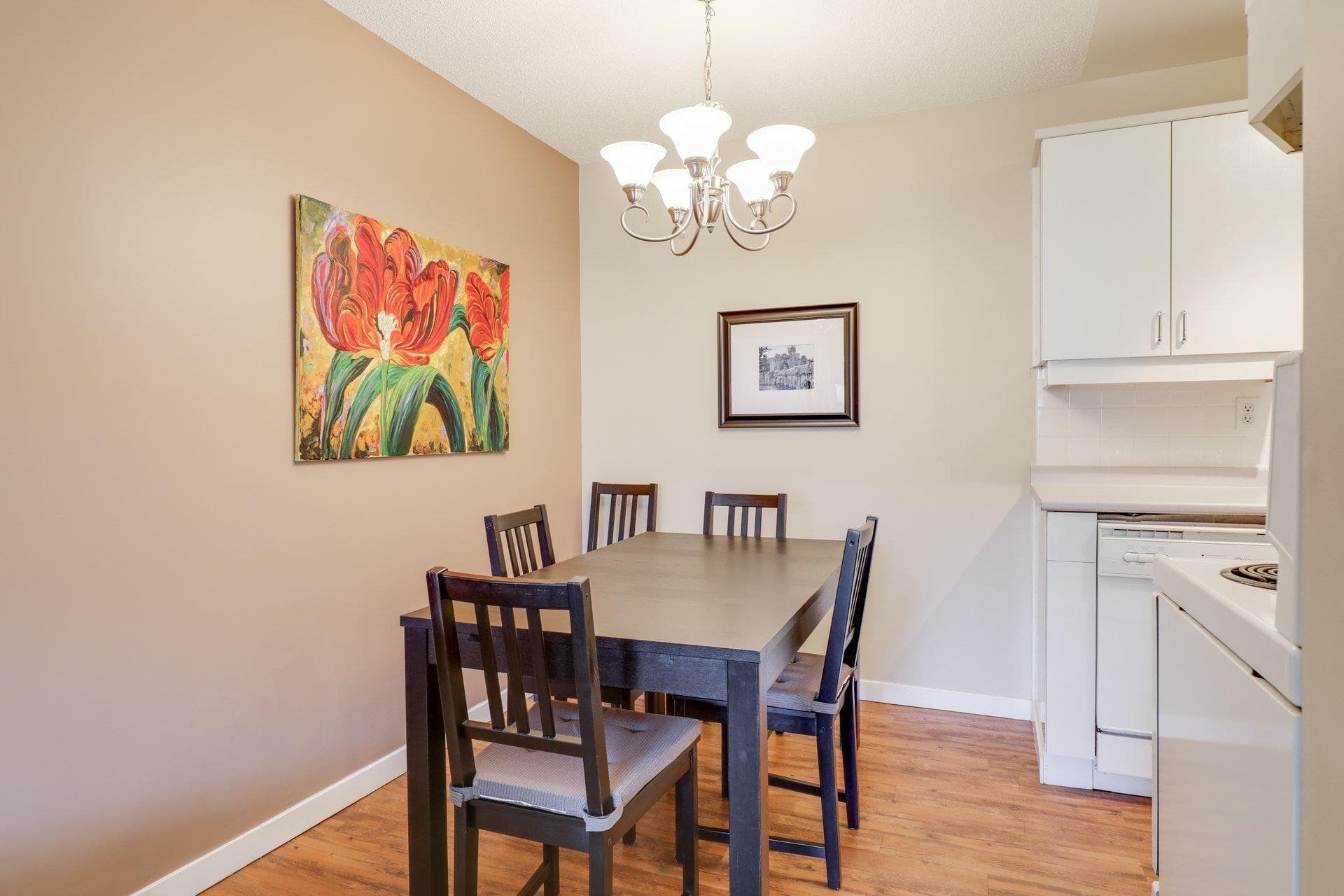 302 - 330 E 1st Street, North Vancouver, V7L 1B5 — photo 4