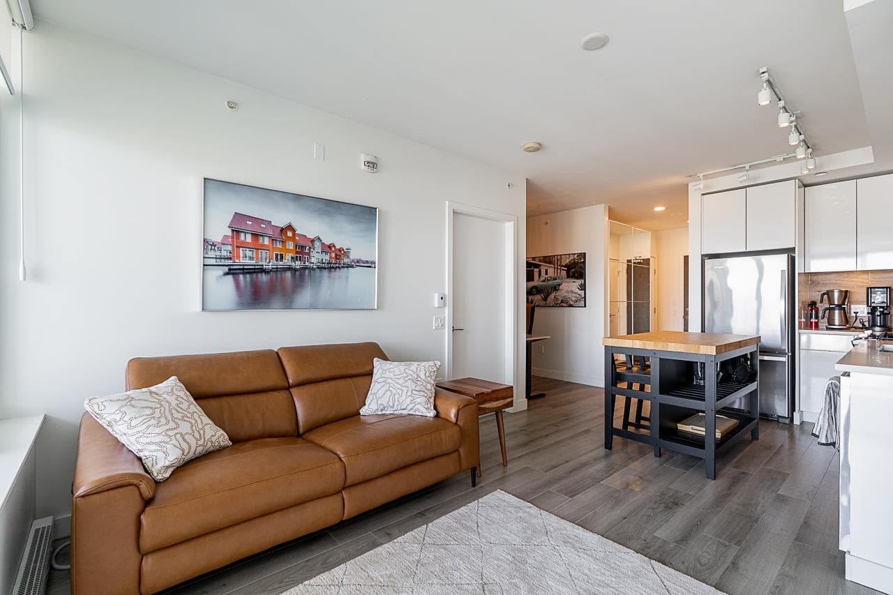 708 - 200 Nelson's Crescent, New Westminster