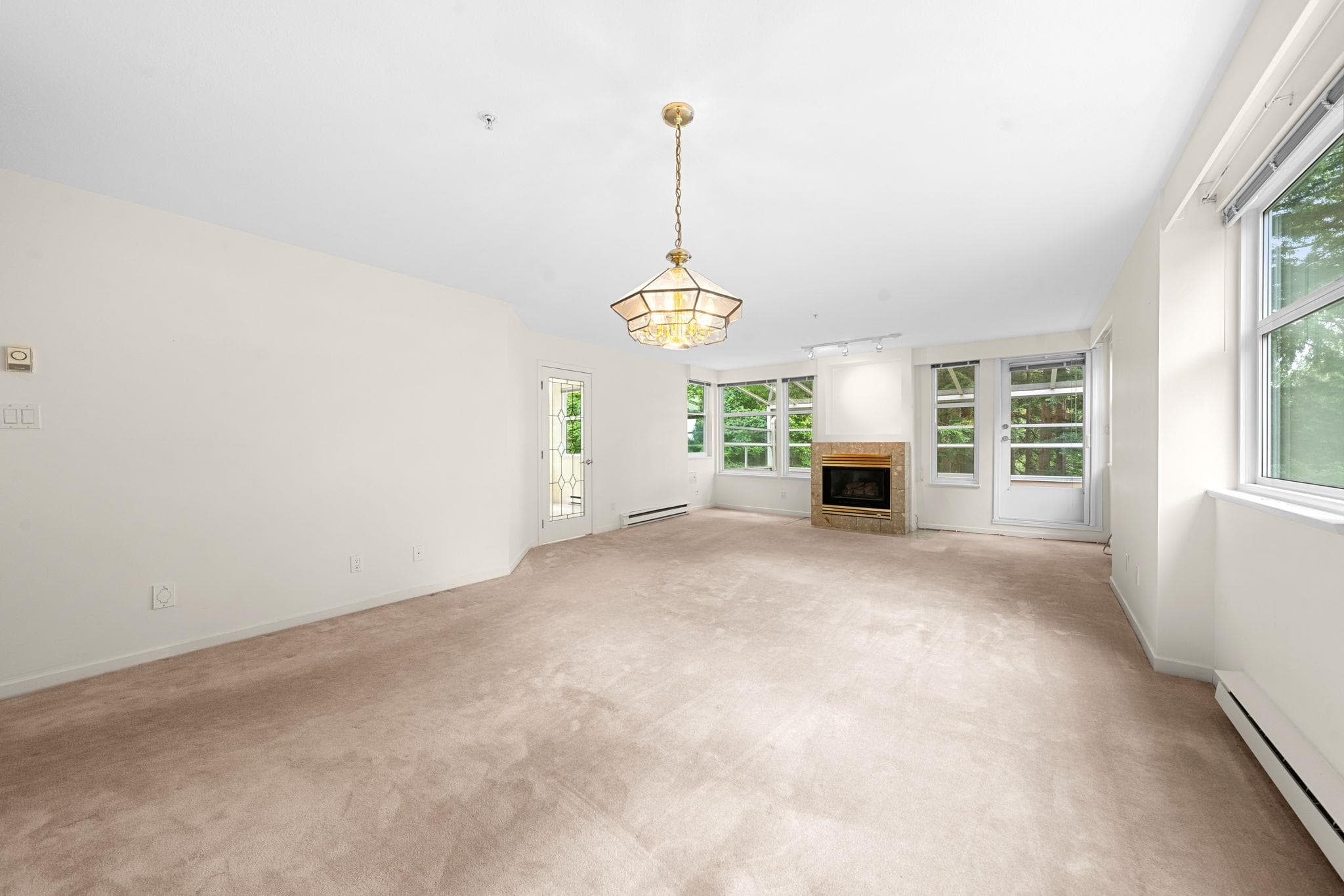 13 - 2425 Edgemont Boulevard, North Vancouver, V7P 2L2 — photo 2