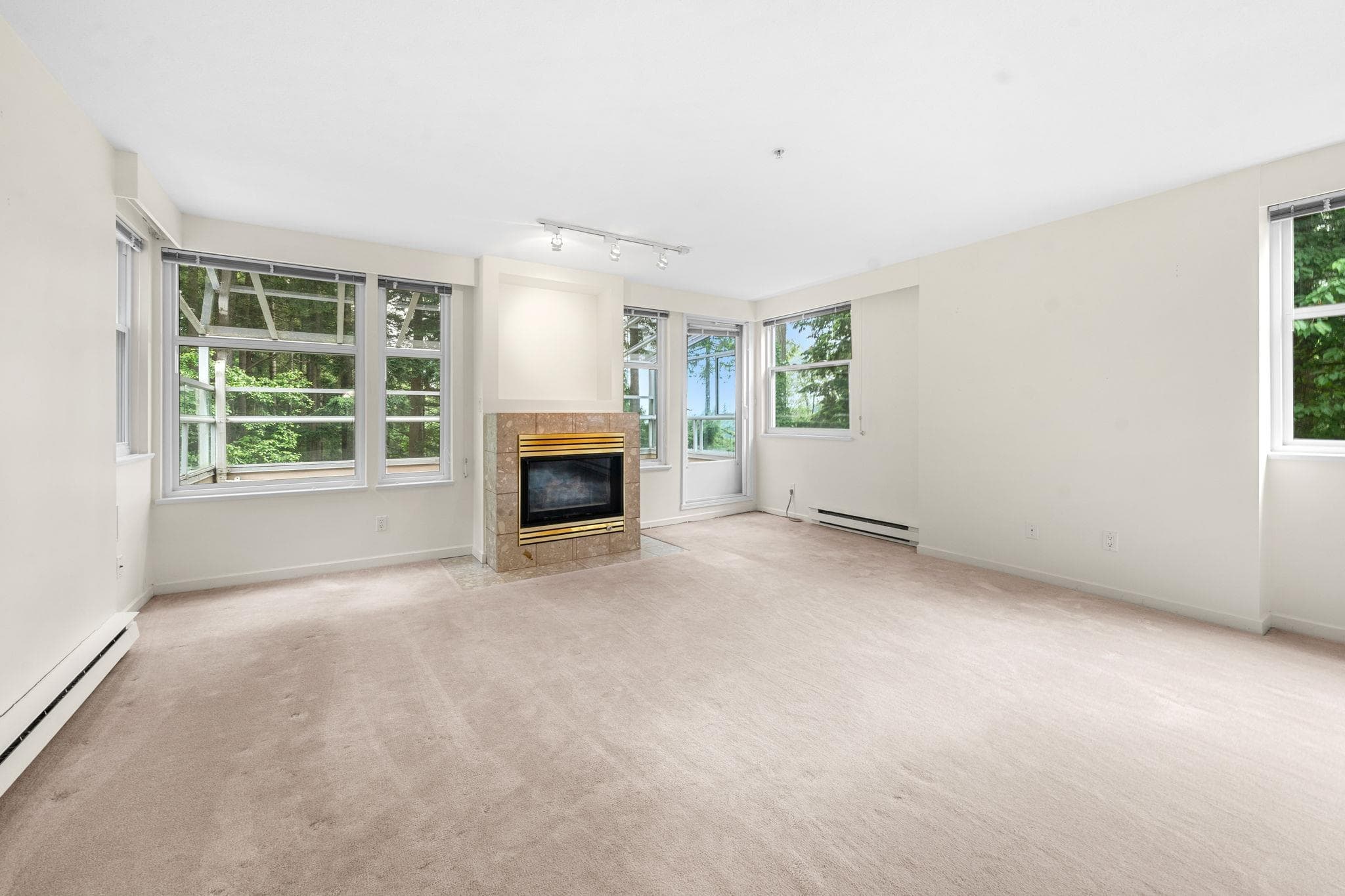 13 - 2425 Edgemont Boulevard, North Vancouver, V7P 2L2 — photo 4