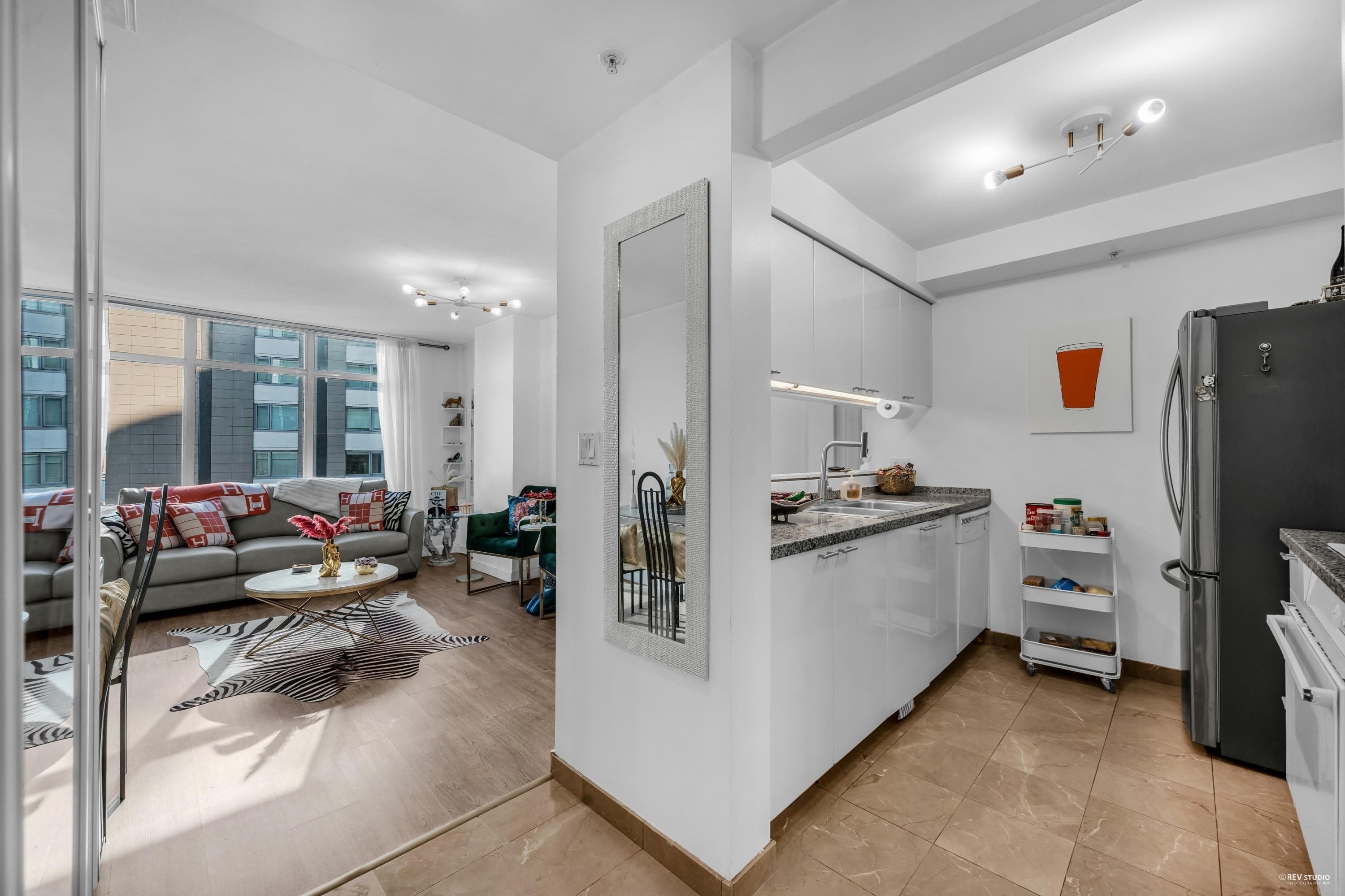 1704 - 1288 Alberni Street, Vancouver, V6E 4N5 — photo 2