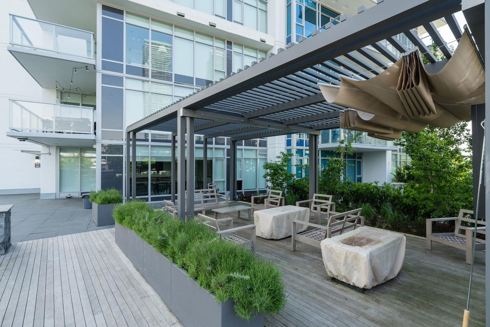 1002 - 2351 Beta Avenue, Burnaby, V5C 0M2 — photo 3
