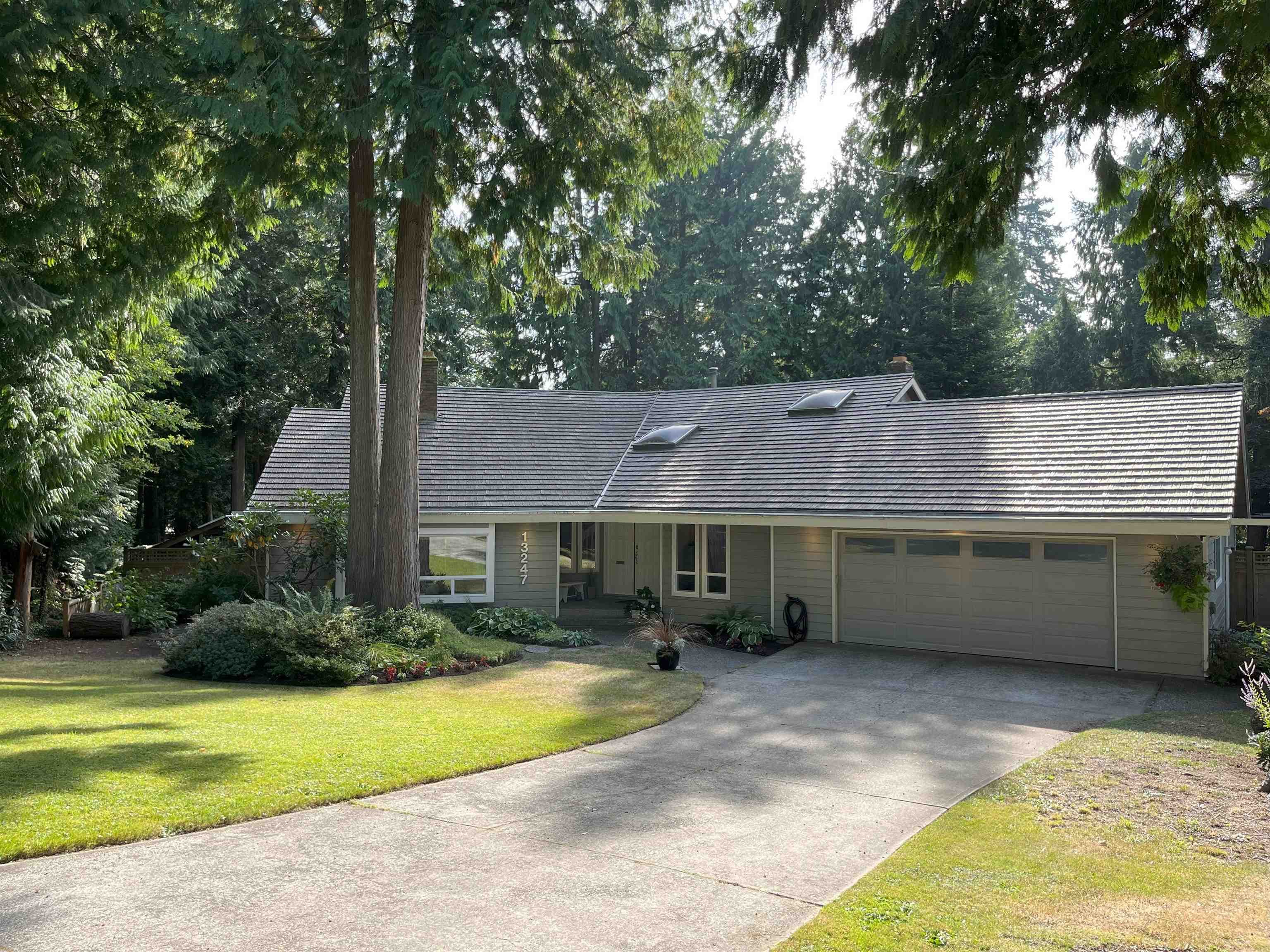 13247 17a Avenue, Surrey