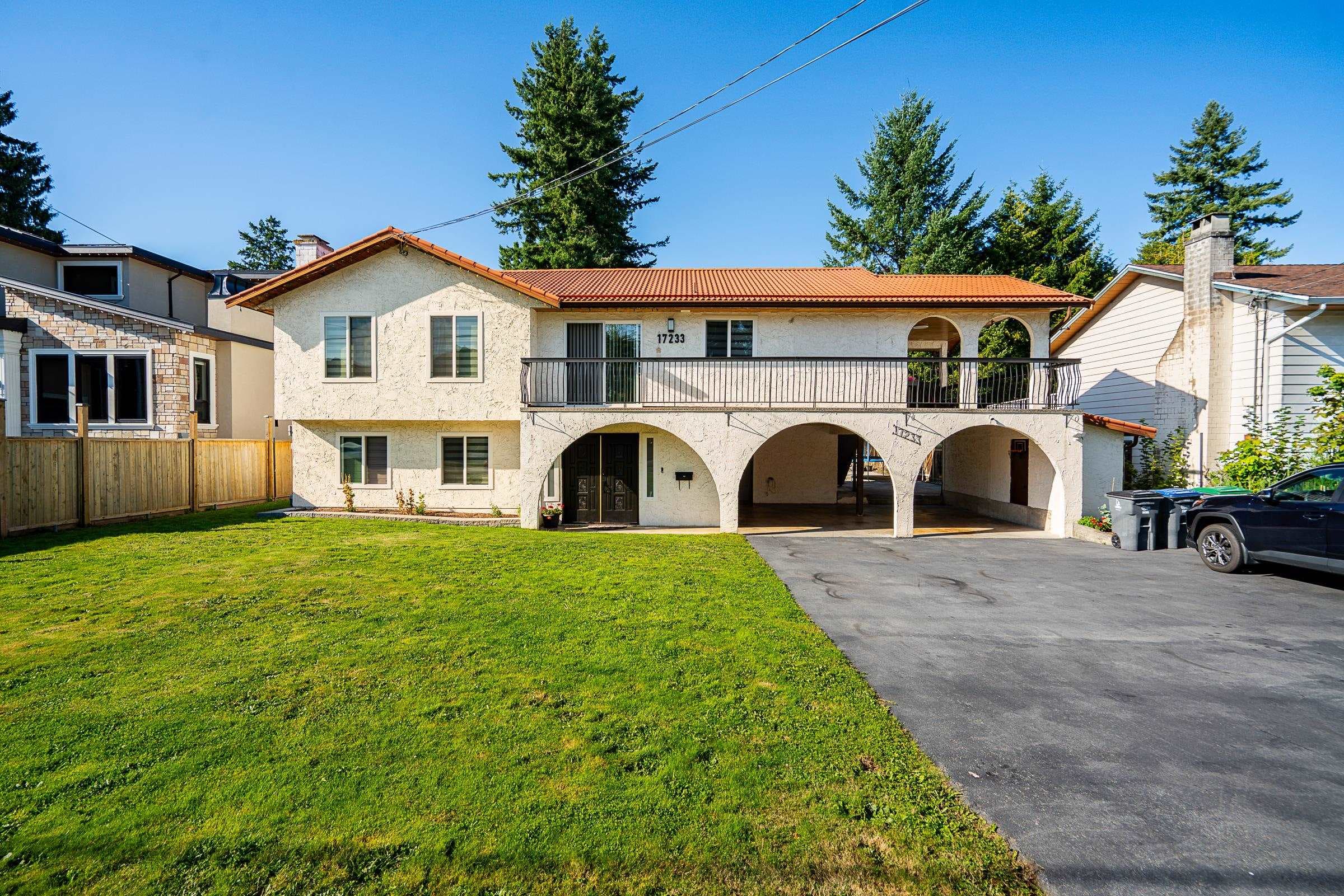 17233 60 Avenue, Surrey