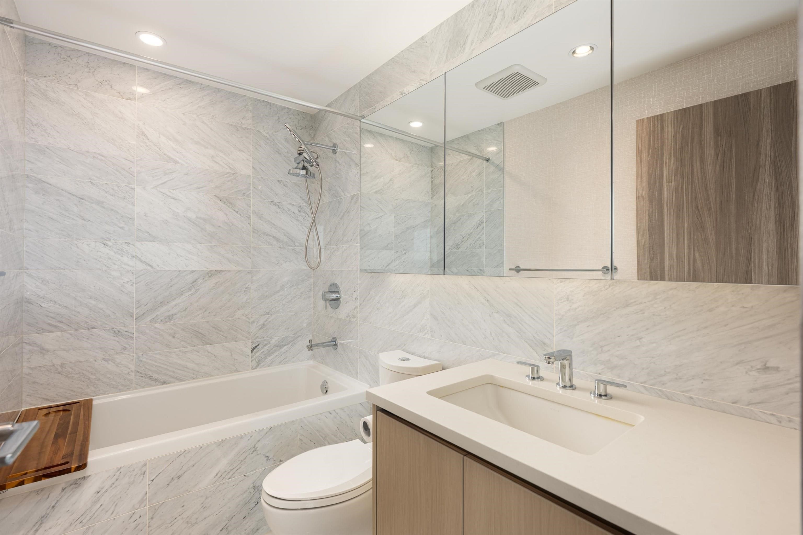3808 - 4720 Lougheed Highway, Burnaby, V5C 0M8 — photo 2