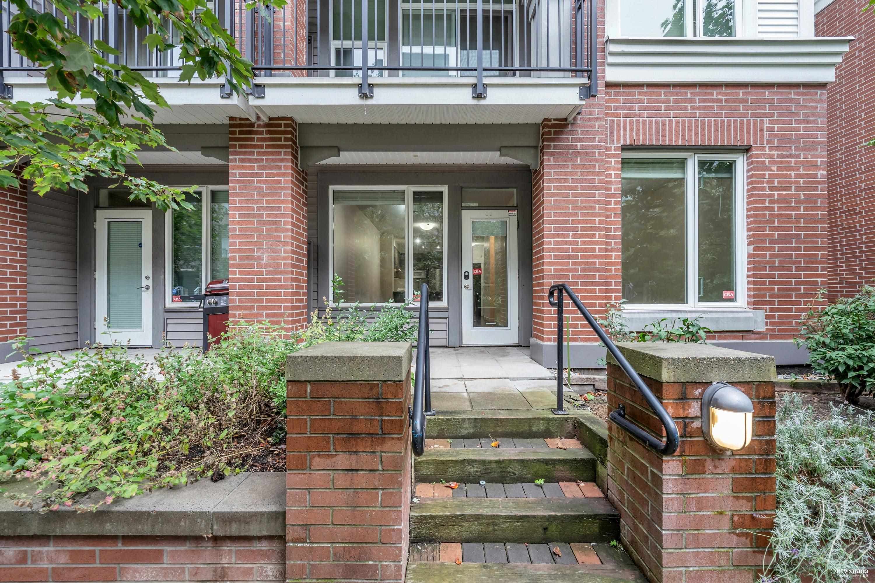 132 - 9399 Odlin Road, Richmond — sold