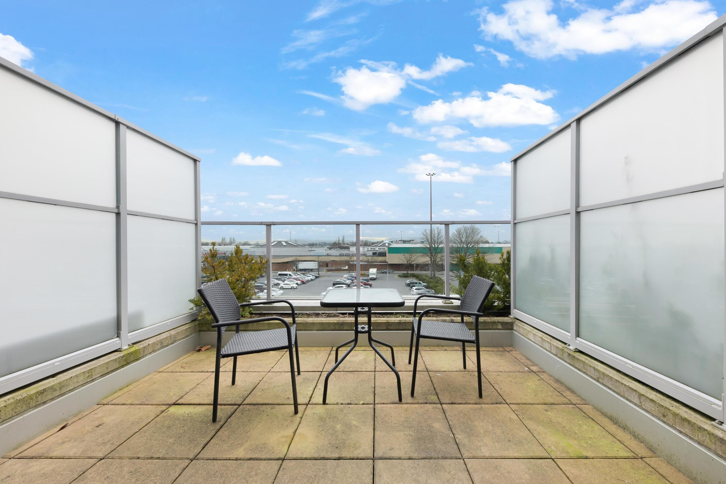 517 - 5599 Cooney Road, Richmond, V6X 0N8 — photo 2