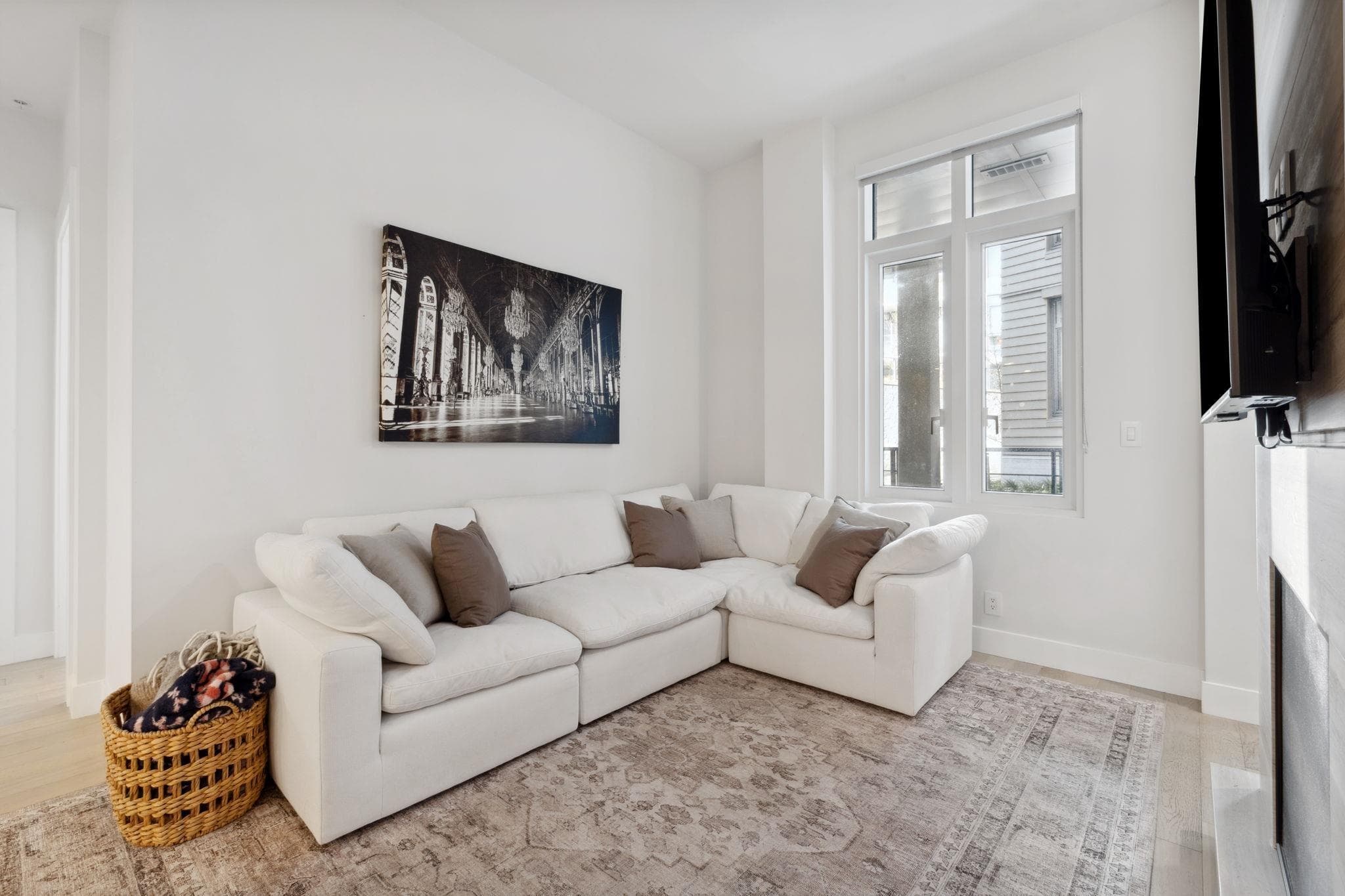 203 - 6693 Nelson Avenue, West Vancouver, V7W 2B2 — photo 3