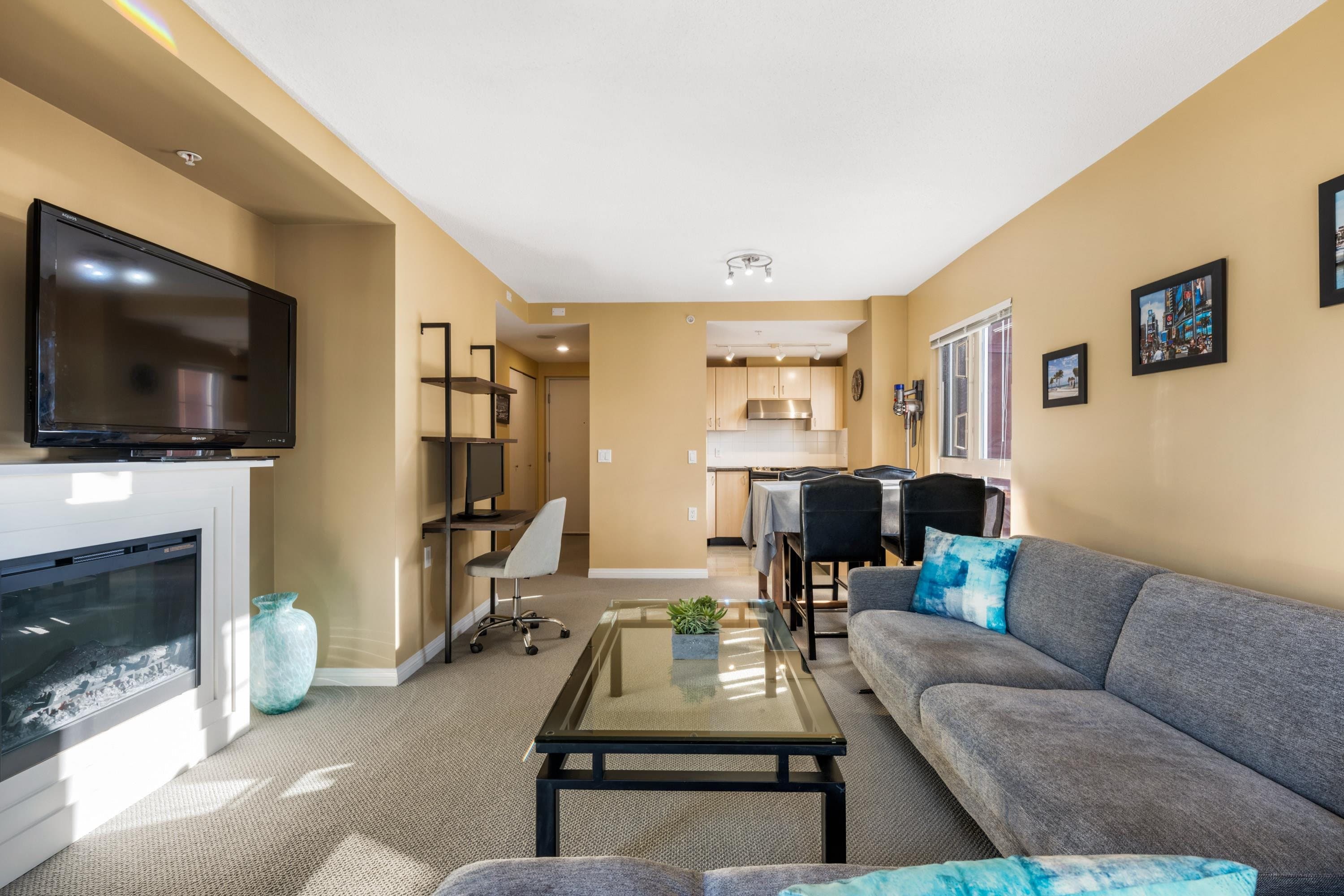 1206 - 121 W 15th Street, North Vancouver, V7M 1R8 — photo 5