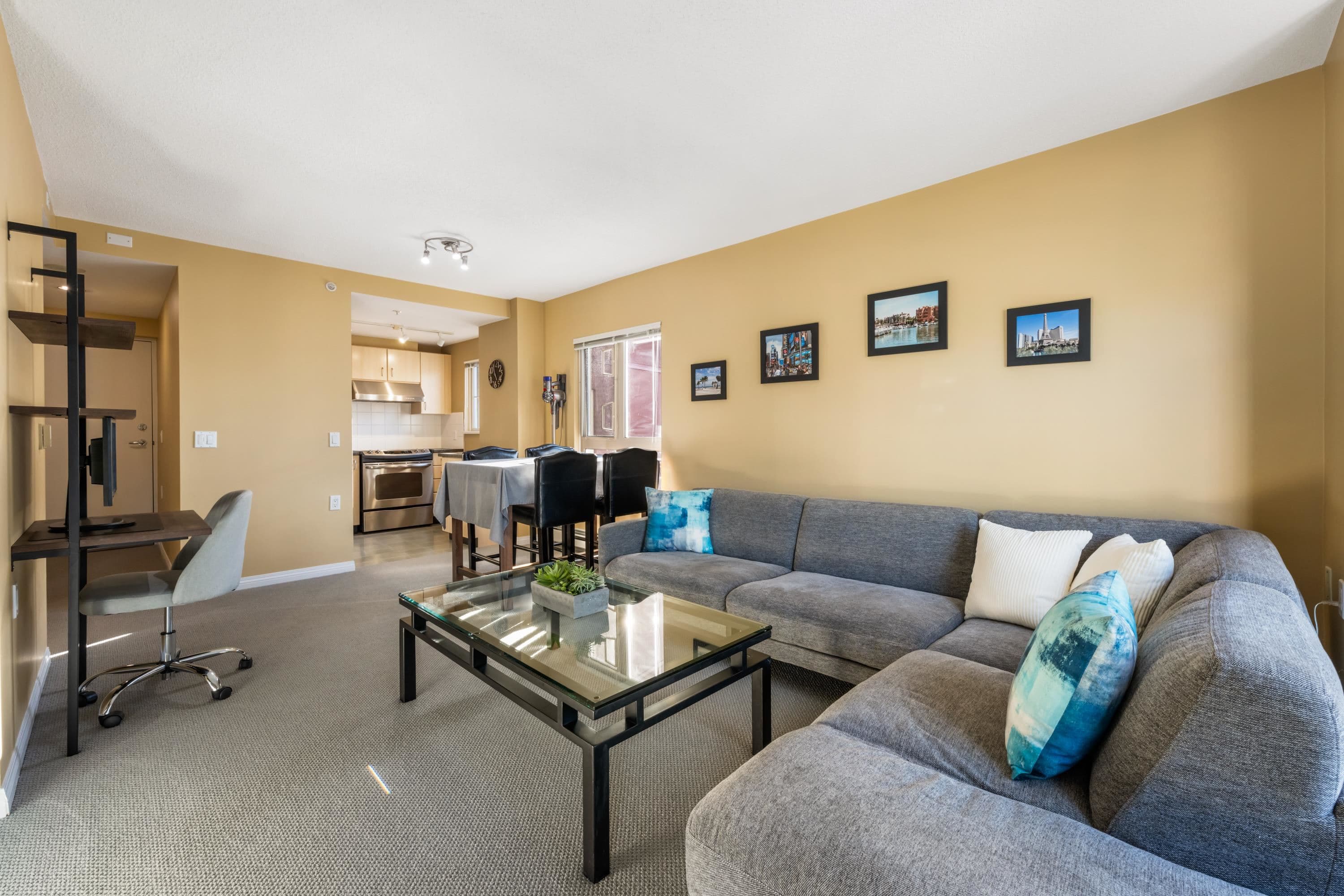 1206 - 121 W 15th Street, North Vancouver, V7M 1R8 — photo 4