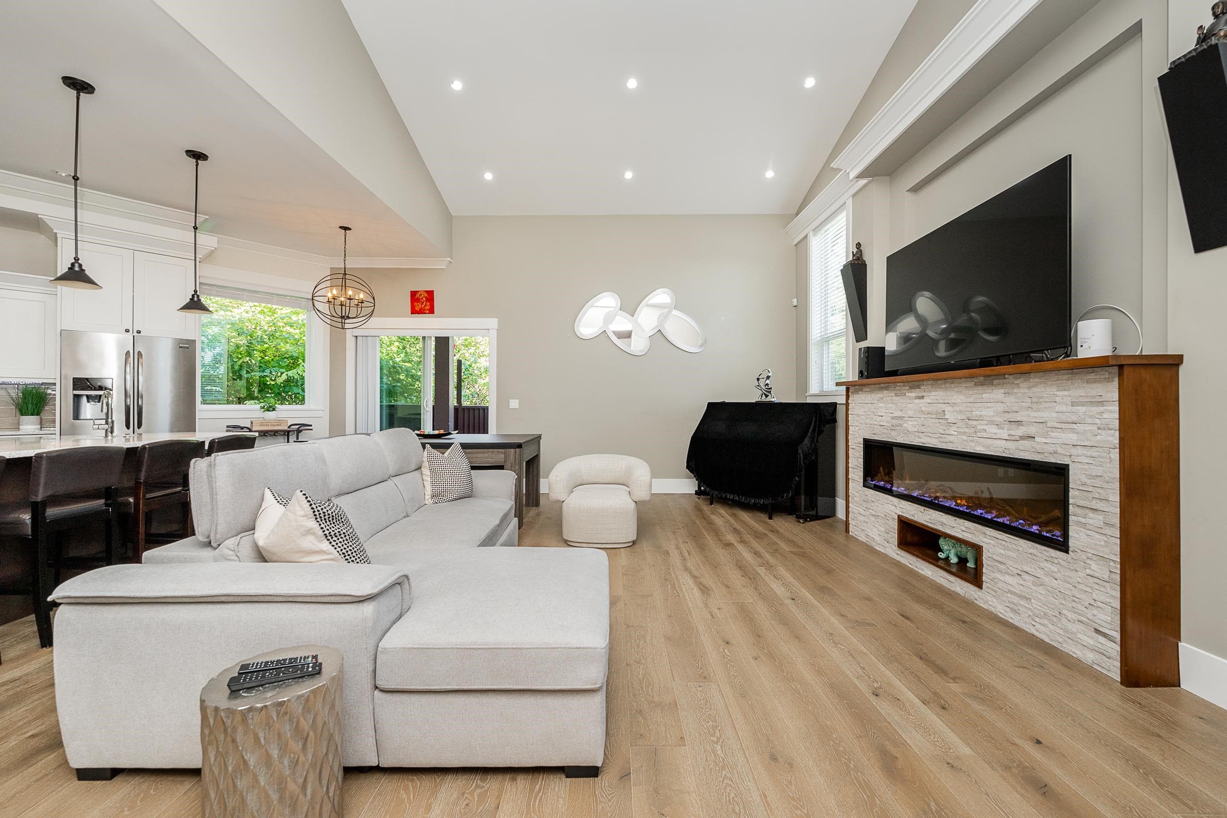 1238 Rocklin Street, Coquitlam, V3B 2W7 — photo 3