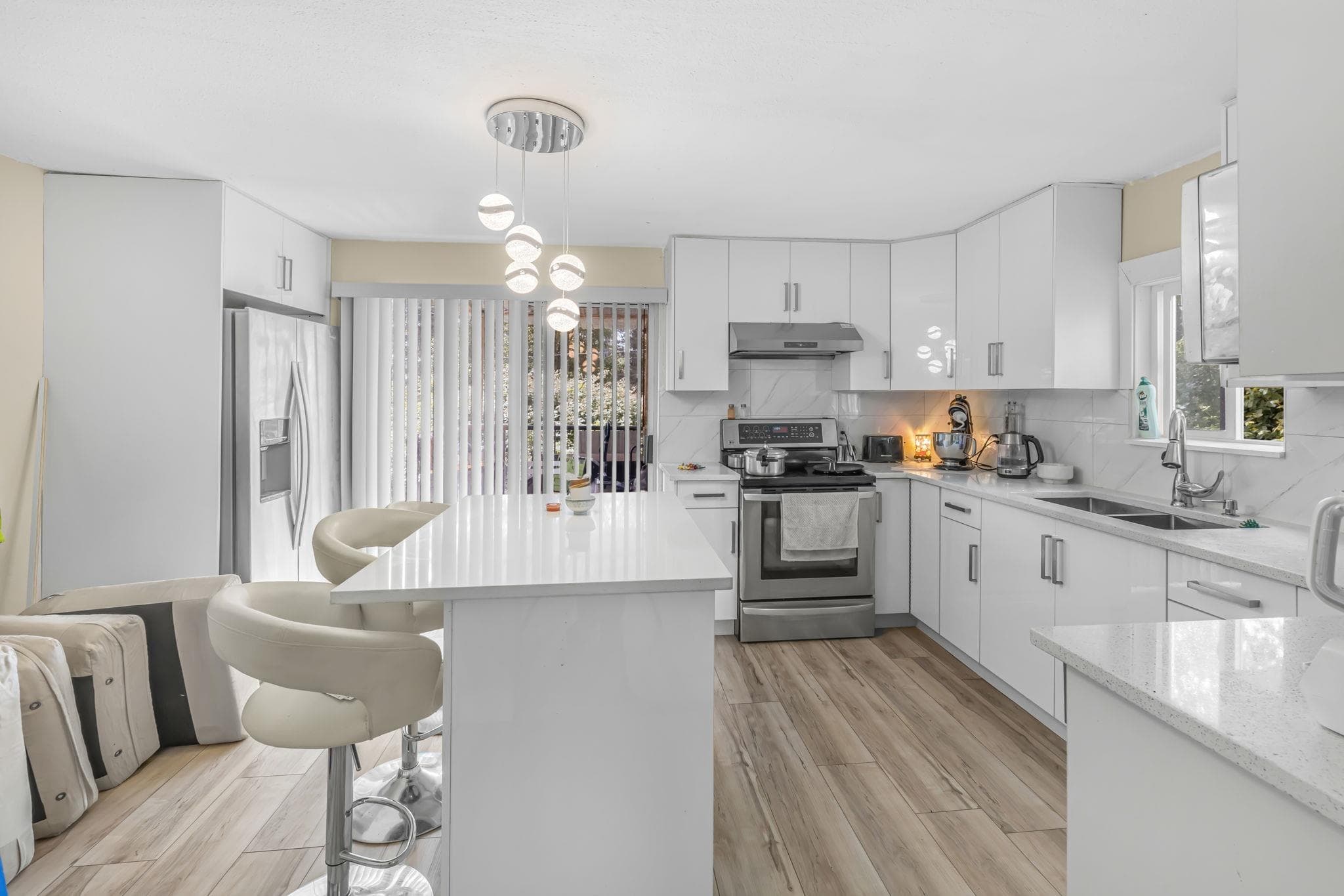 13906 68 Avenue, Surrey, V3W 2H1 — photo 3