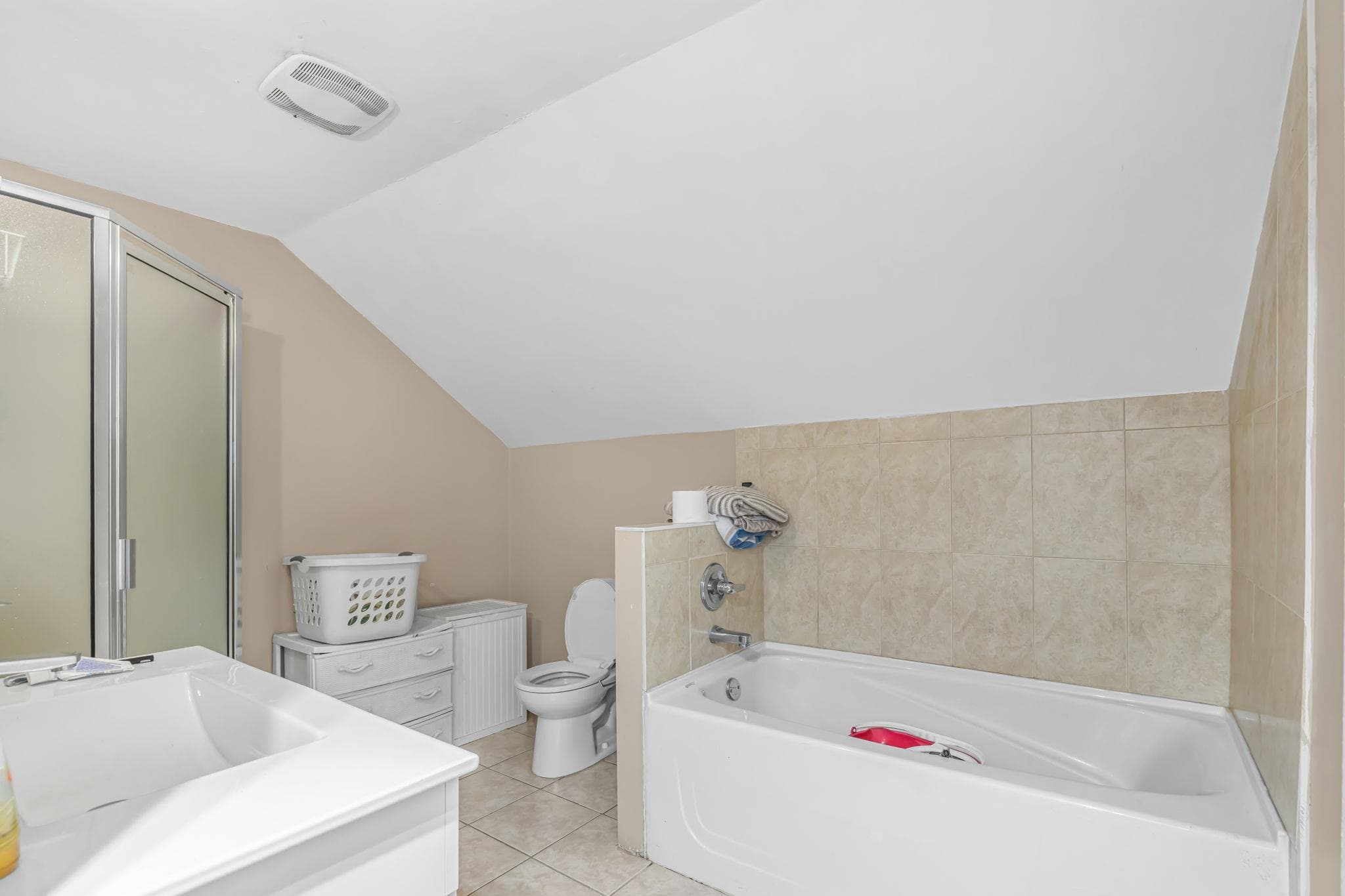 13906 68 Avenue, Surrey, V3W 2H1 — photo 5