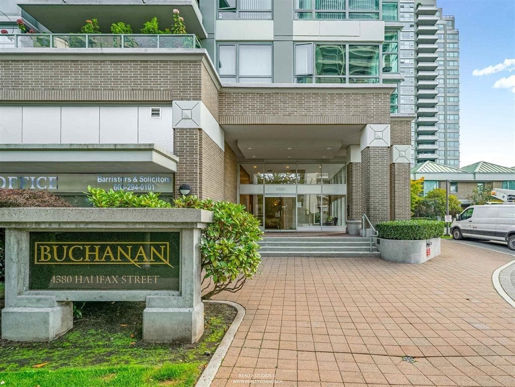 802 - 4380 Halifax Street, Burnaby, V5C 6R3 — photo 1