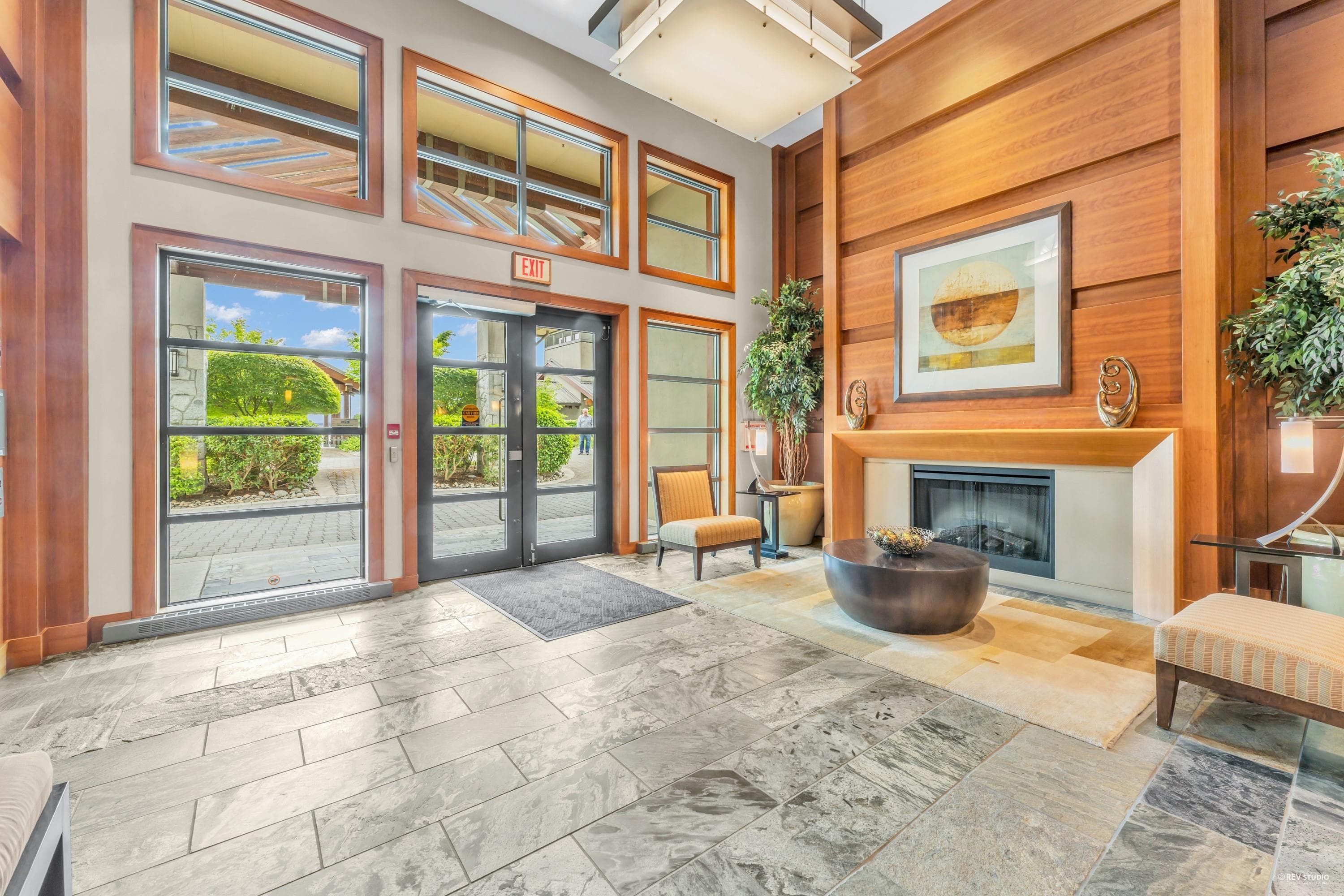 401 - 3315 Cypress Place, West Vancouver, V7S 3J7 — photo 2