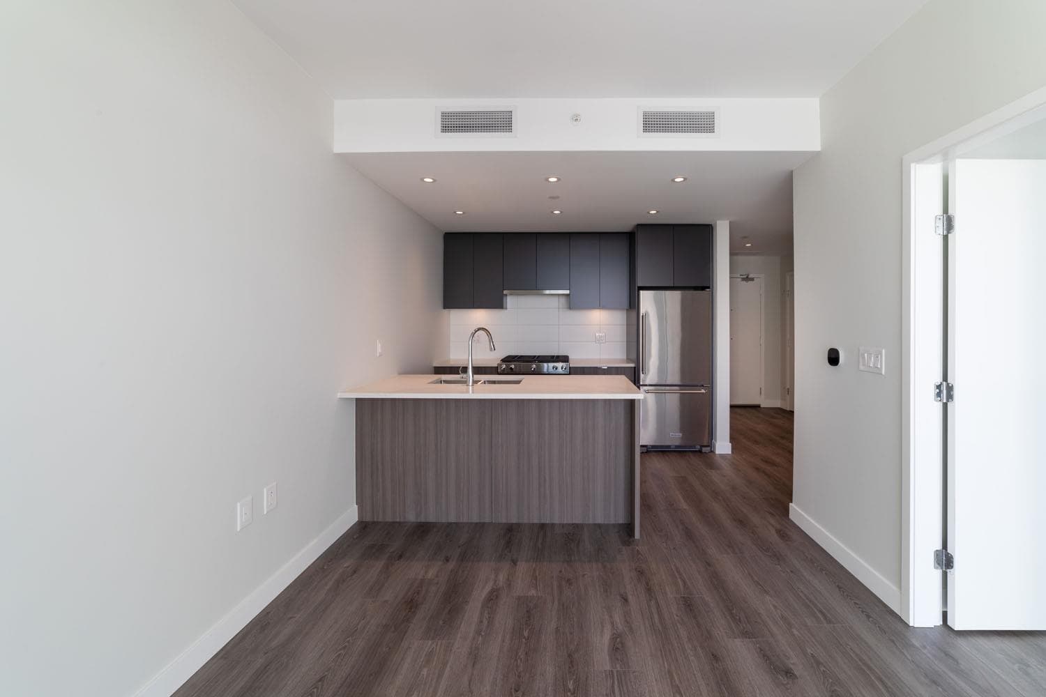 1403 - 3430 Kent Avenue, Vancouver, V5S 0G7 — photo 5