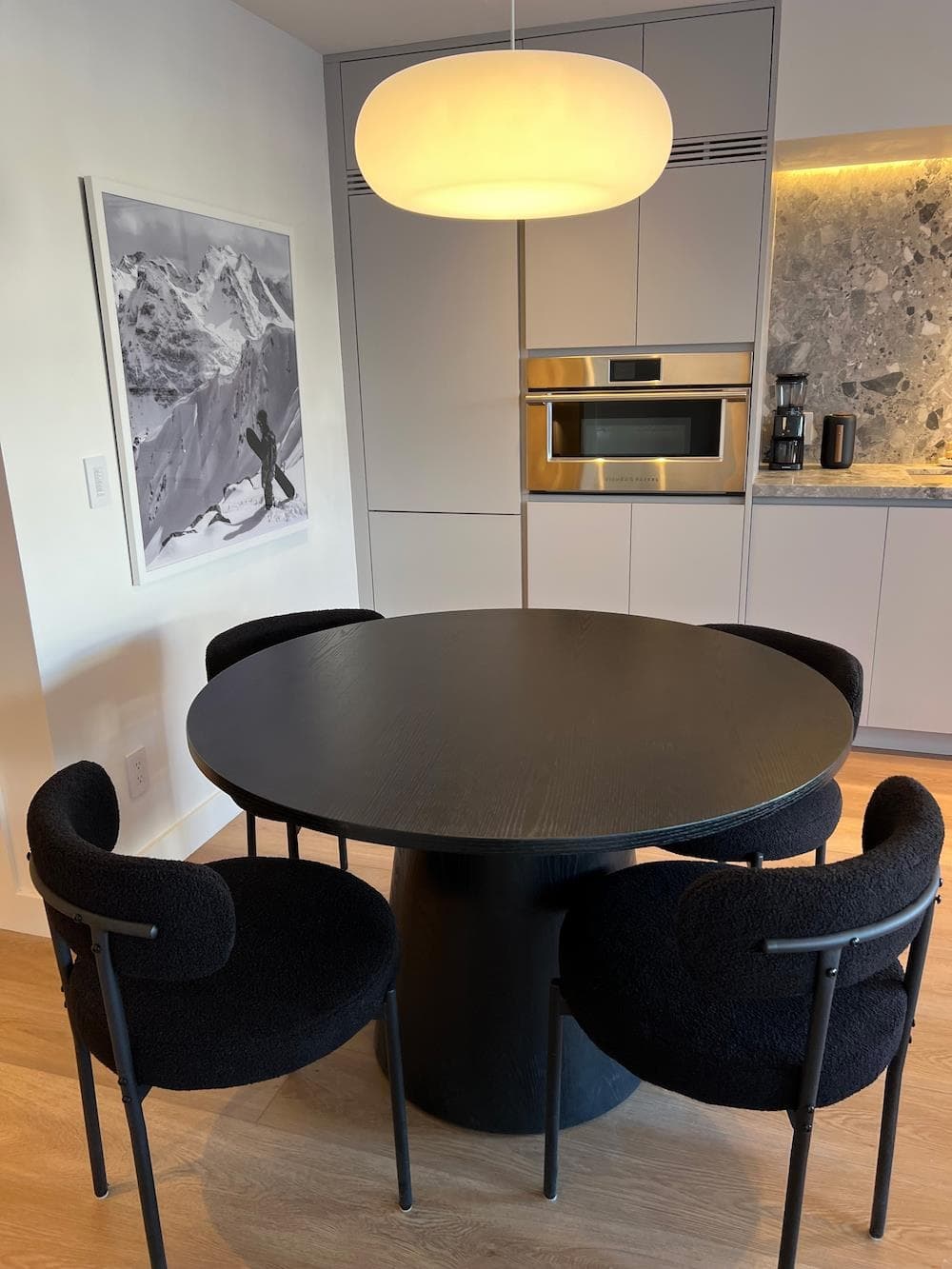 215 - 4360 Lorimer Road, Whistler, V8E 1A5 — photo 4
