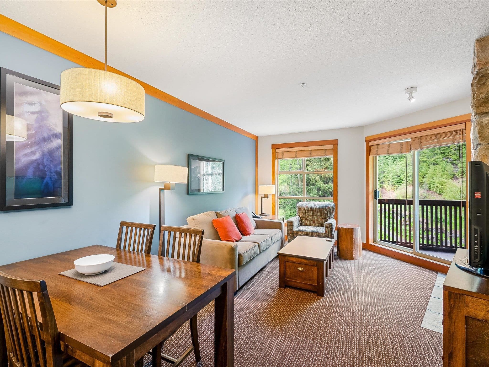 436D - 2036 London Lane, Whistler, V8E 0N7 — photo 2