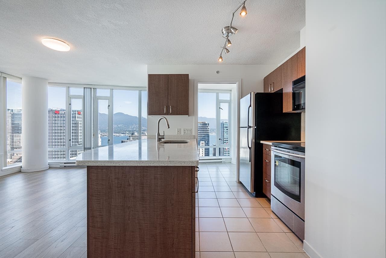 3007 - 610 Granville Street, Vancouver, V6C 3J3 — photo 2