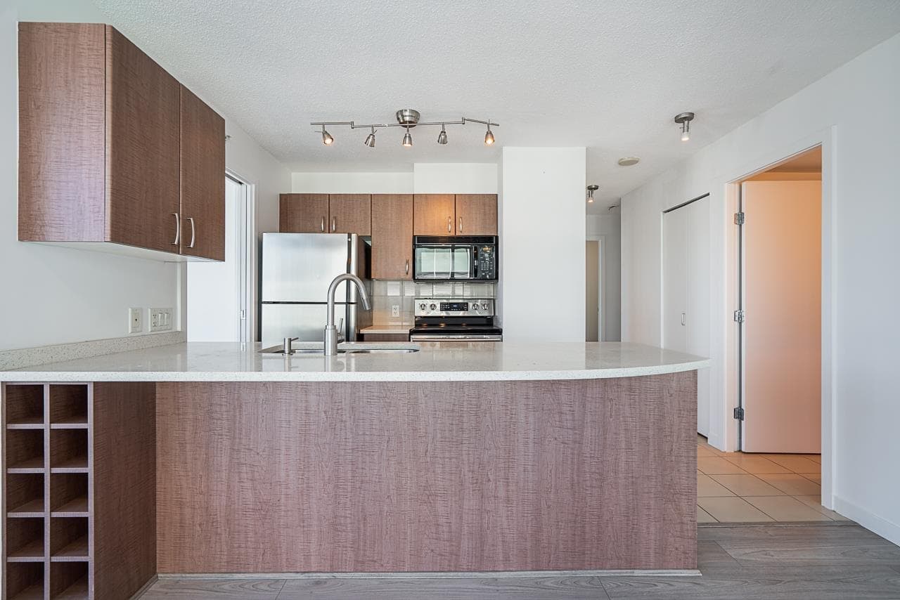 3007 - 610 Granville Street, Vancouver, V6C 3J3 — photo 3