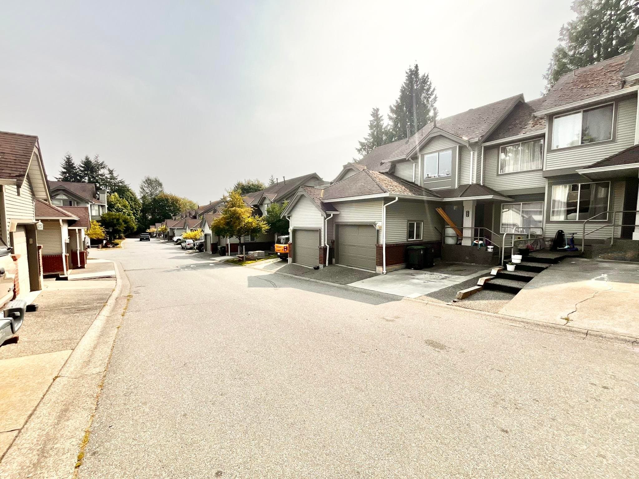 208 - 13900 Hyland Road, Surrey, V3W 1K4 — photo 2
