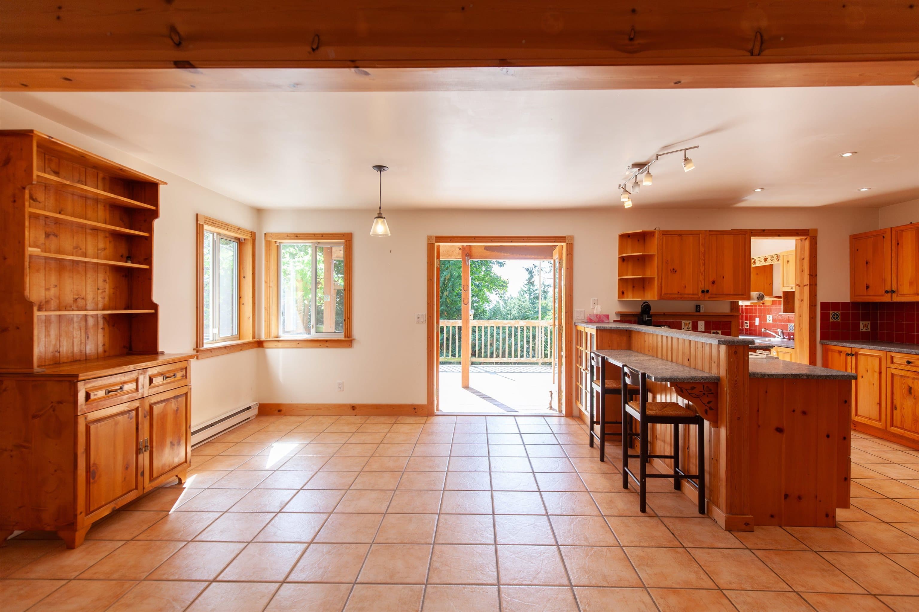 567 Dinner Bay Road, Mayne Island