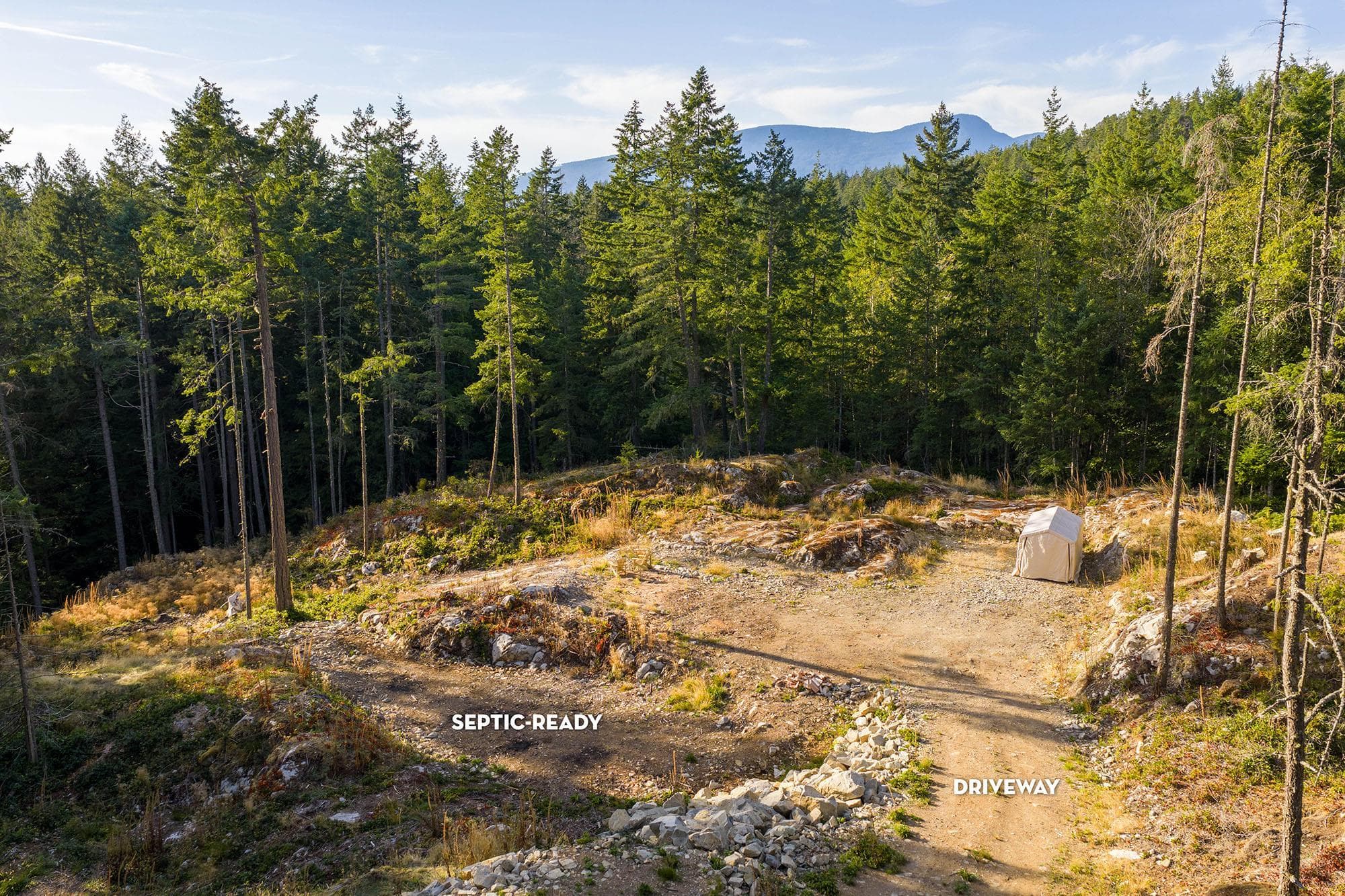 1570 Douglas Road, Bowen Island, V0N 1G2 — photo 2
