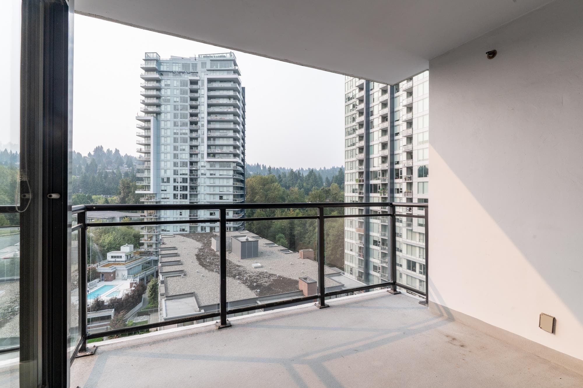 902 - 400 Capilano Road, Port Moody, V3H 0E1 — photo 3