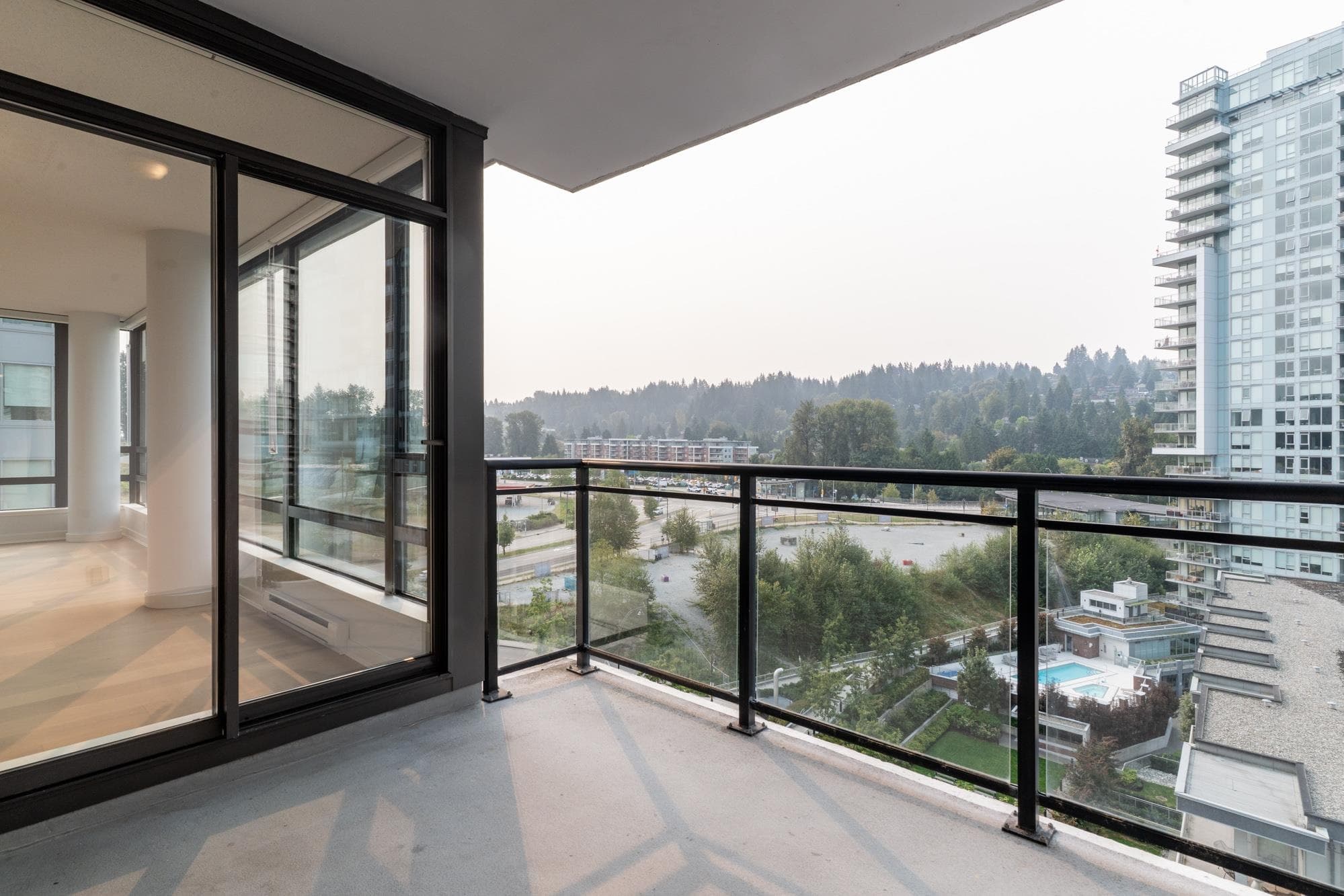 902 - 400 Capilano Road, Port Moody, V3H 0E1 — photo 4