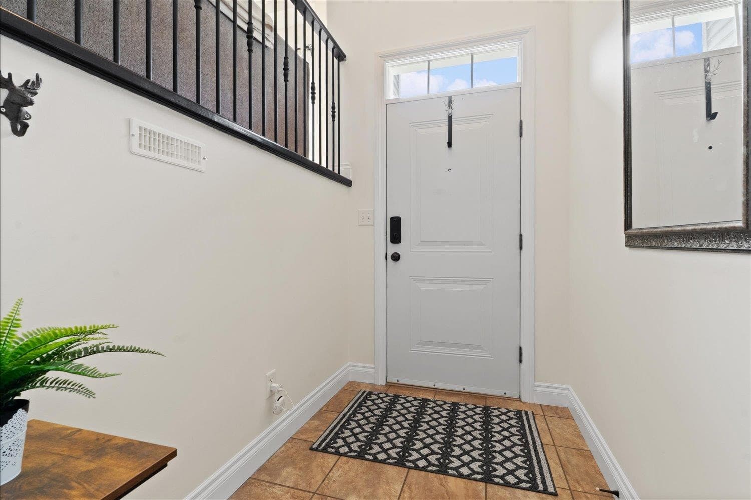14 - 6498 Southdowne Place, Chilliwack, V2R 0K3 — photo 3