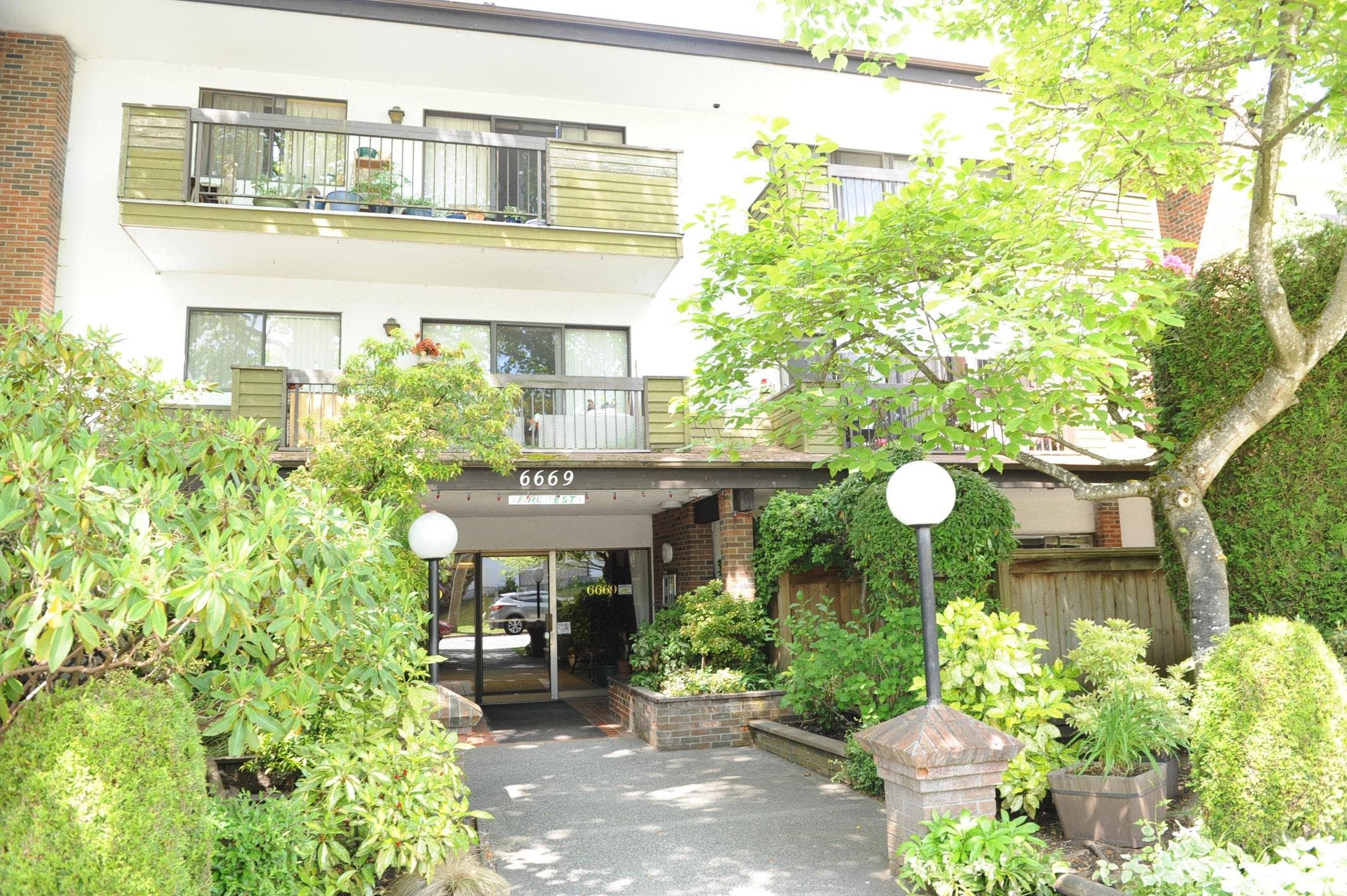 106 - 6669 Telford Avenue, Burnaby