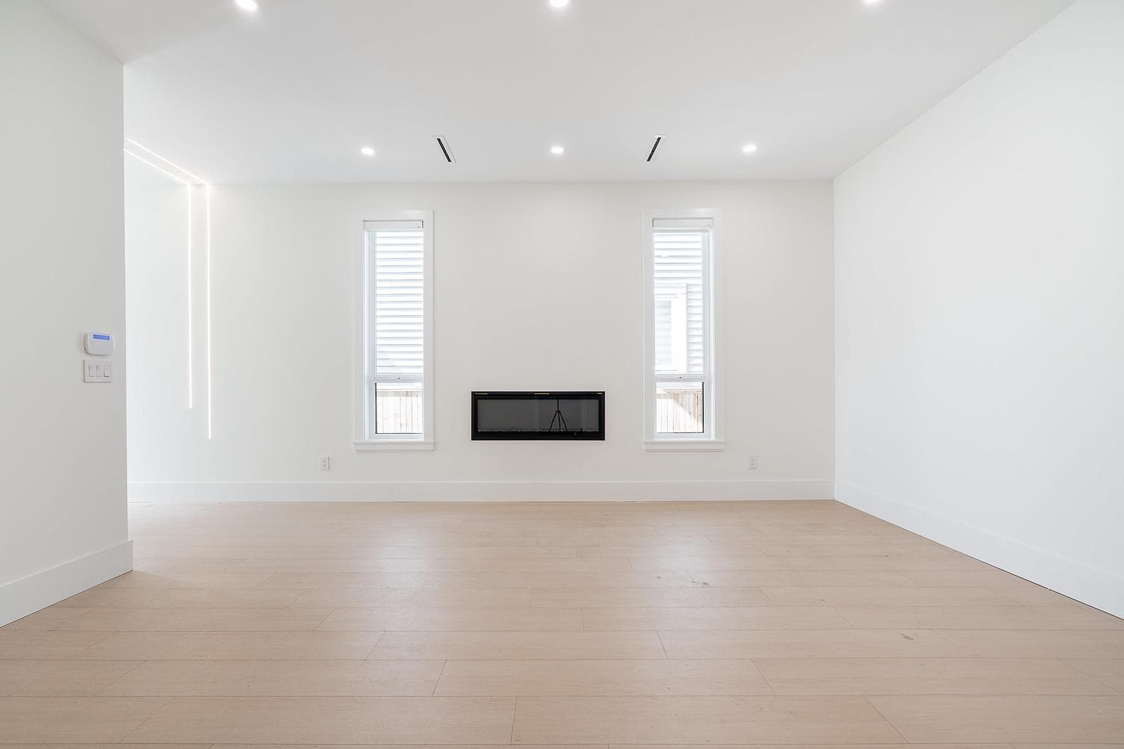 11551 80 Avenue, Delta, V4C 1X5 — photo 3