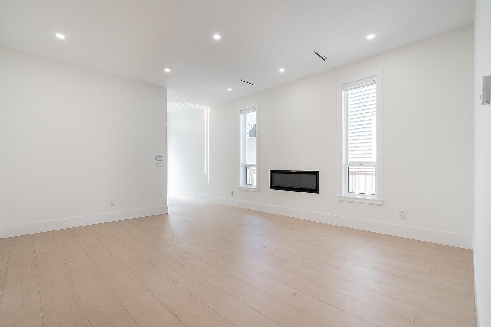 11551 80 Avenue, Delta, V4C 1X5 — photo 4