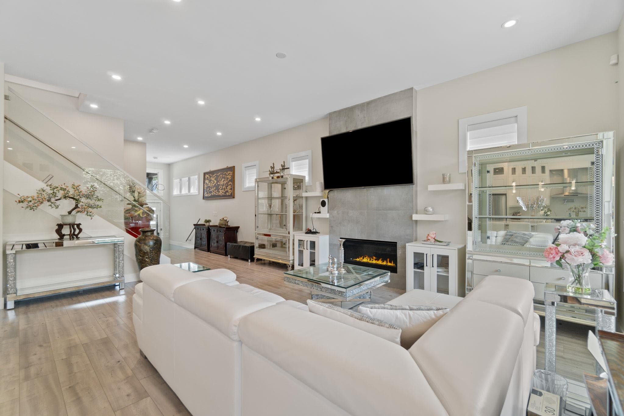 5 - 43925 Chilliwack Mountain Road, Chilliwack, V2R 4A1 — photo 2