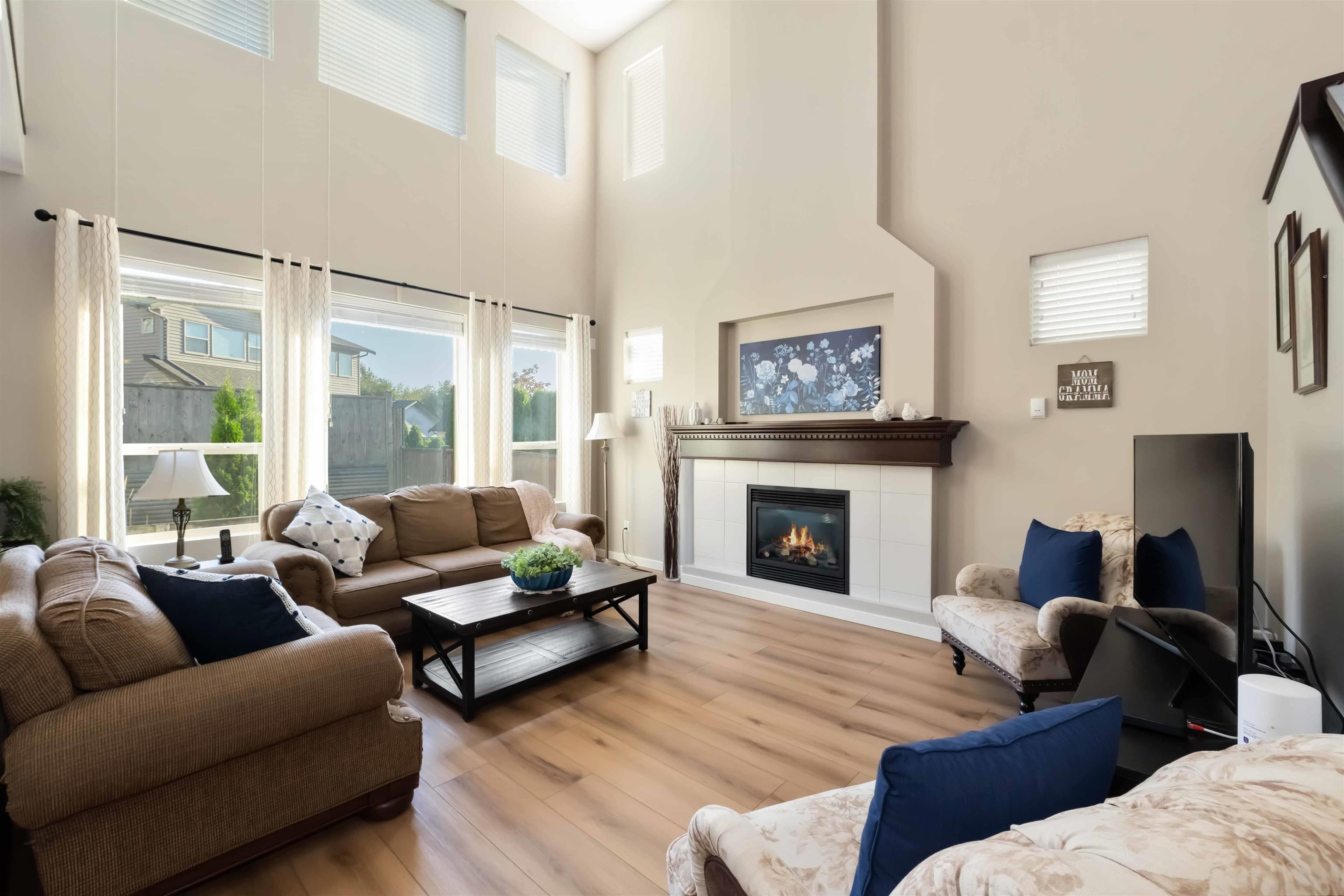 24878 108 Avenue, Maple Ridge, V2W 0E9 — photo 4