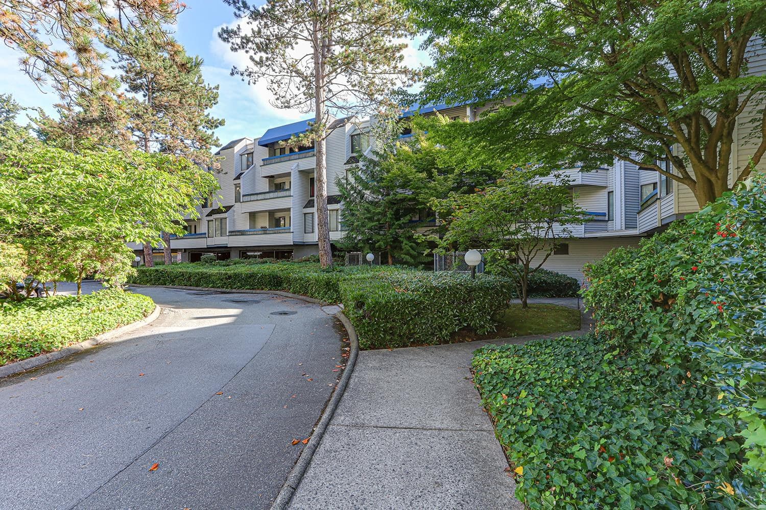 106 - 5800 Cooney Road, Richmond, V6X 3A8 — photo 4