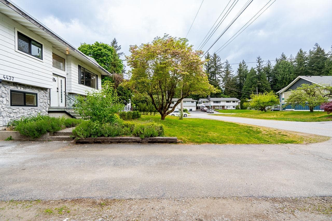 4437 196a Street, Langley, V3A 4W1 — photo 3