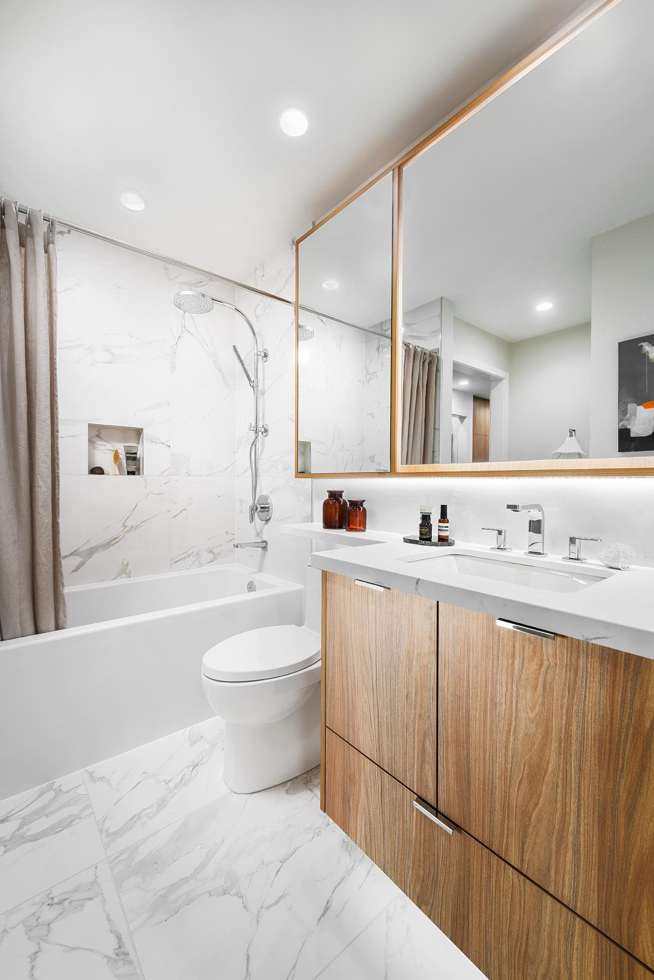 1603 - 7728 Park Crescent, Burnaby, V3N 0J8 — photo 4