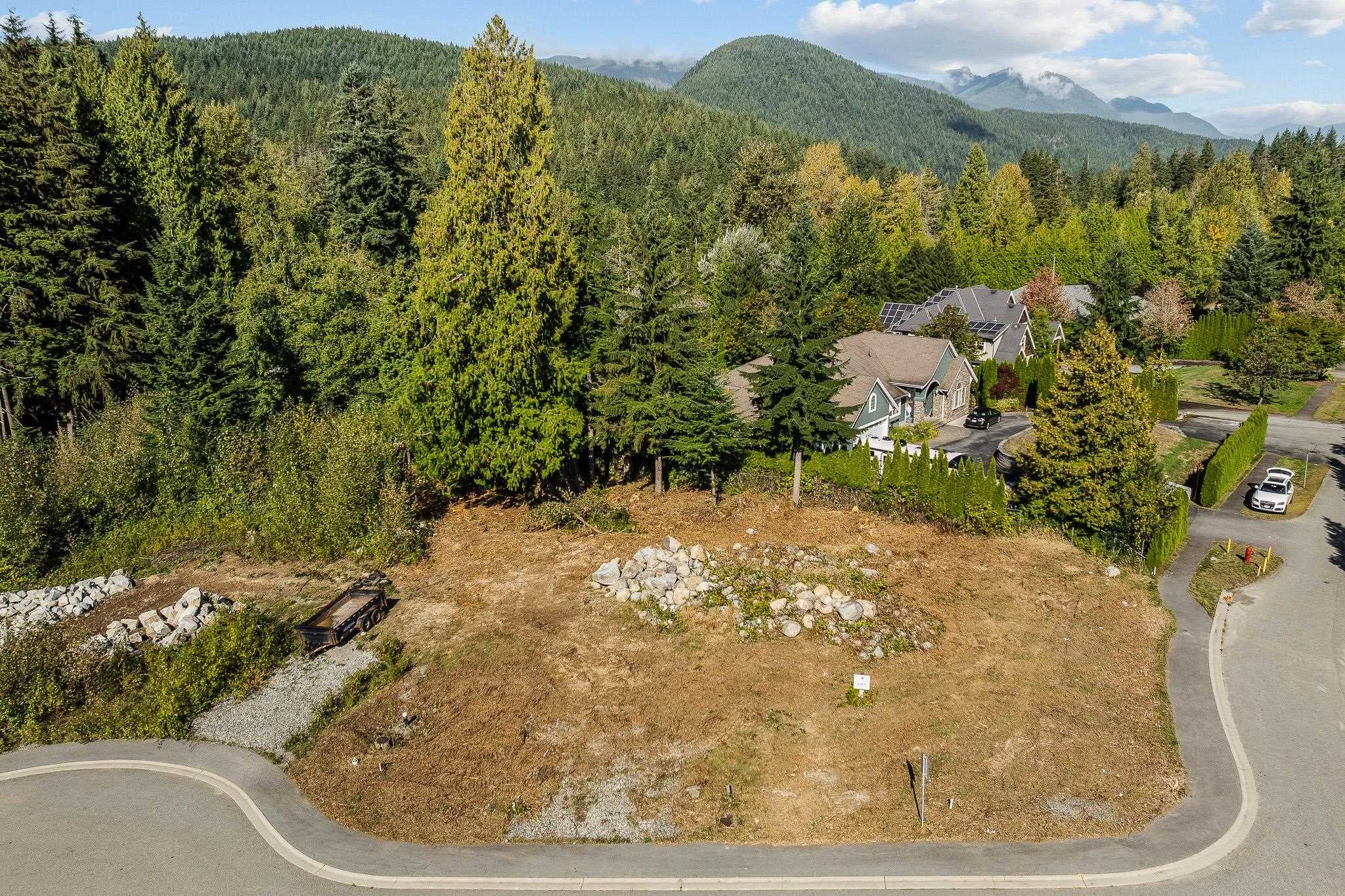 3132 Chestnut Court, Port Moody, V3H 0J4 — photo 5