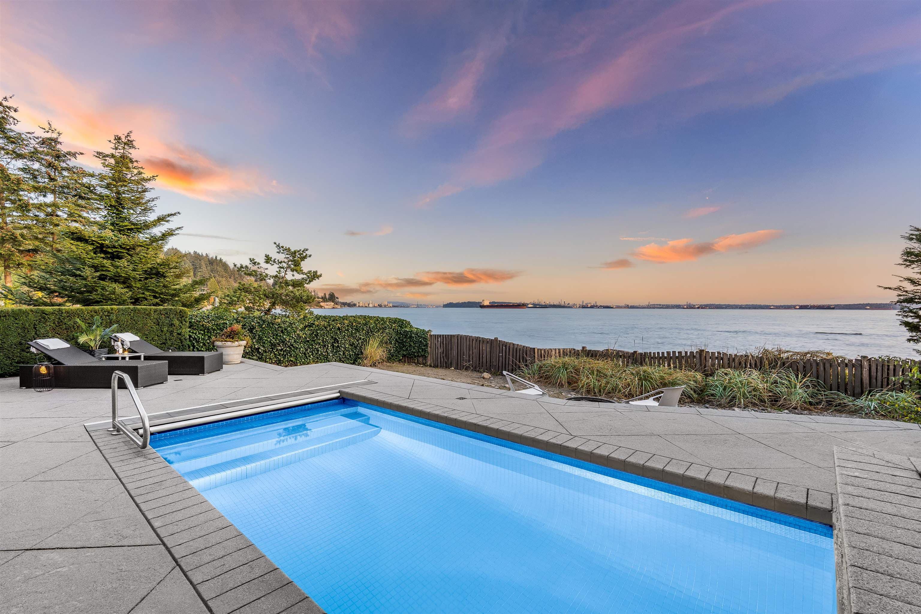 4208 Evergreen Avenue, West Vancouver, V7V 1H1 — photo 4