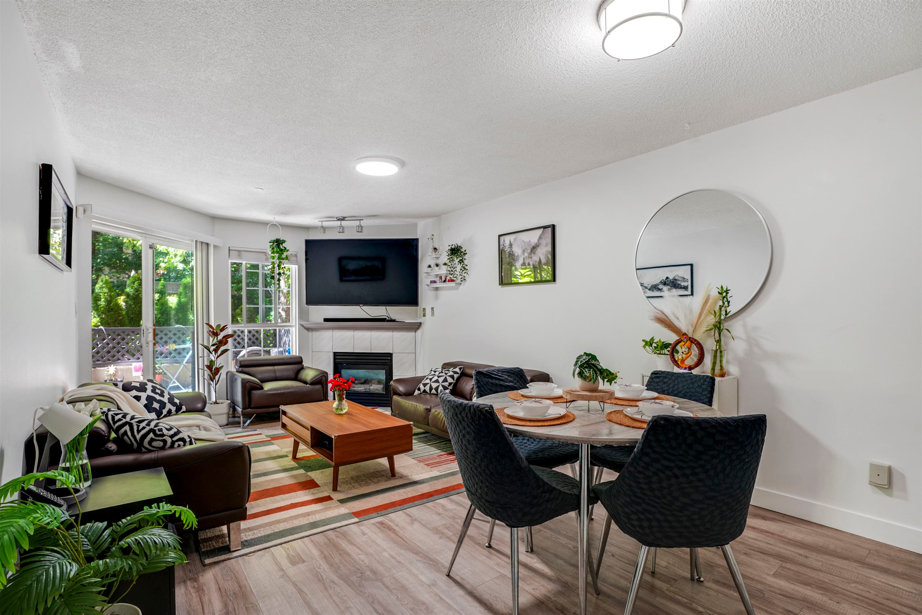 113 - 16137 83 Avenue, Surrey, V3S 8S7 — photo 2