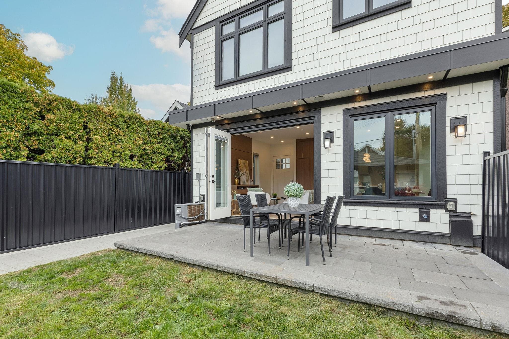 2334 E 5th Avenue, Vancouver