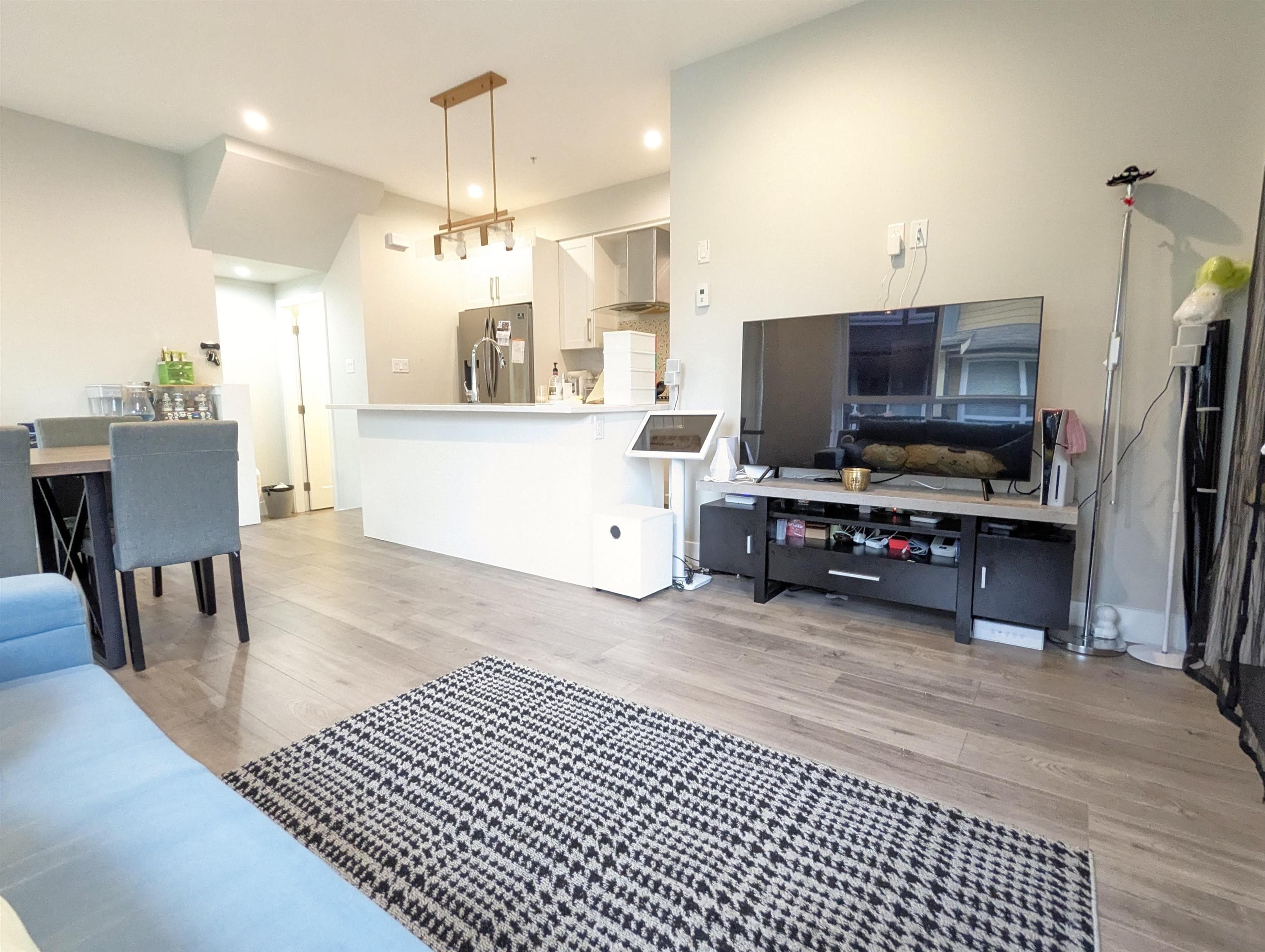 52 - 430 Duncan Street, New Westminster, V3M 0M2 — photo 5