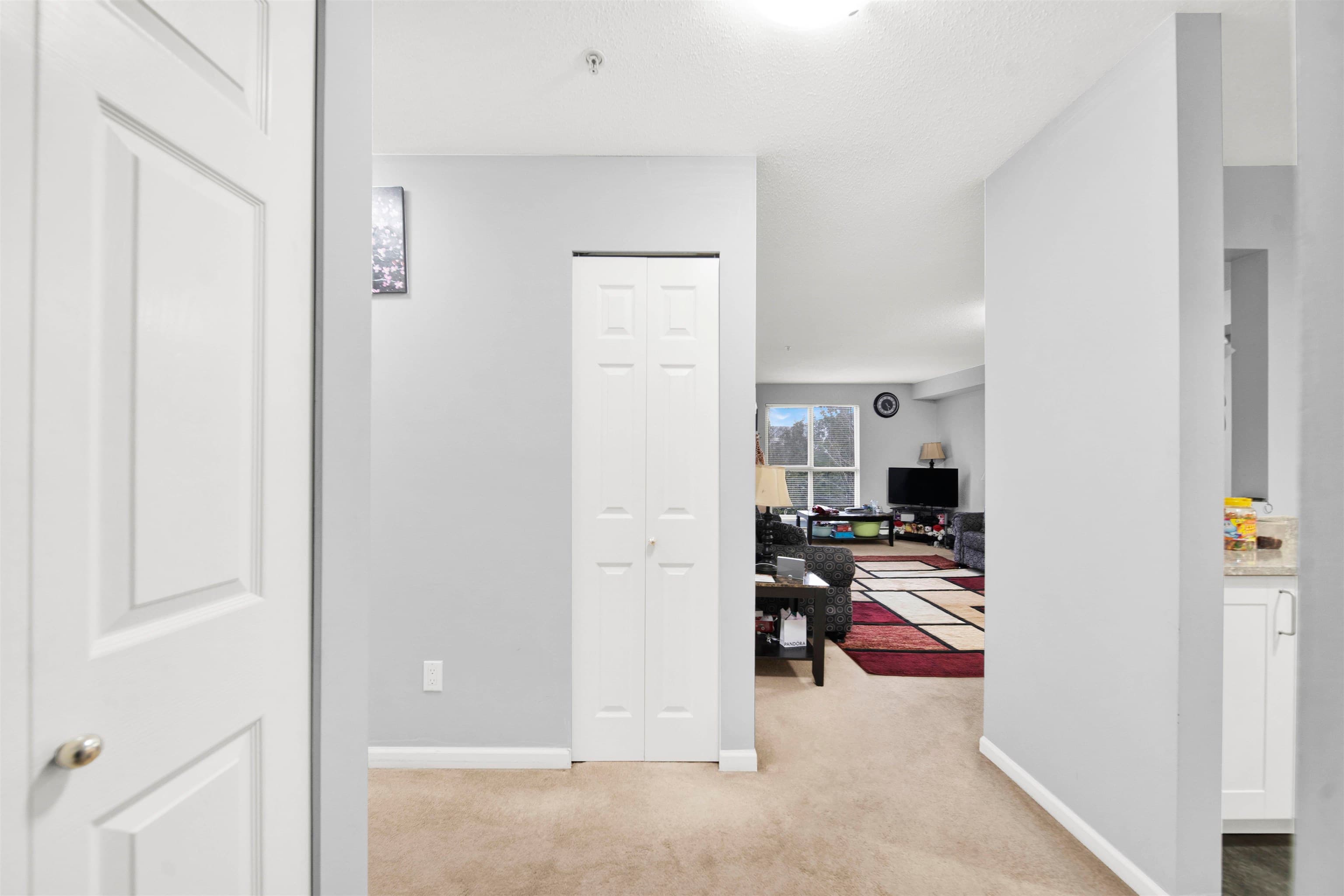311 - 13780 76 Avenue, Surrey, V3W 1E5 — photo 2