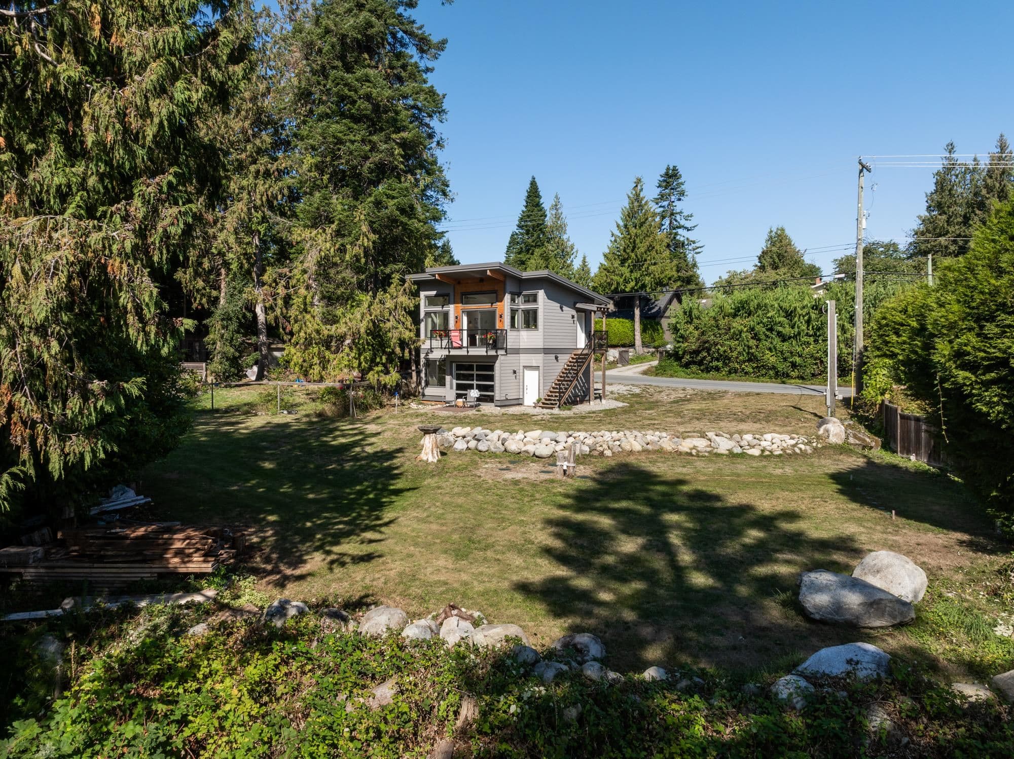 7835 Redrooffs Road, Halfmoon Bay, V7Z 1A4 — photo 3
