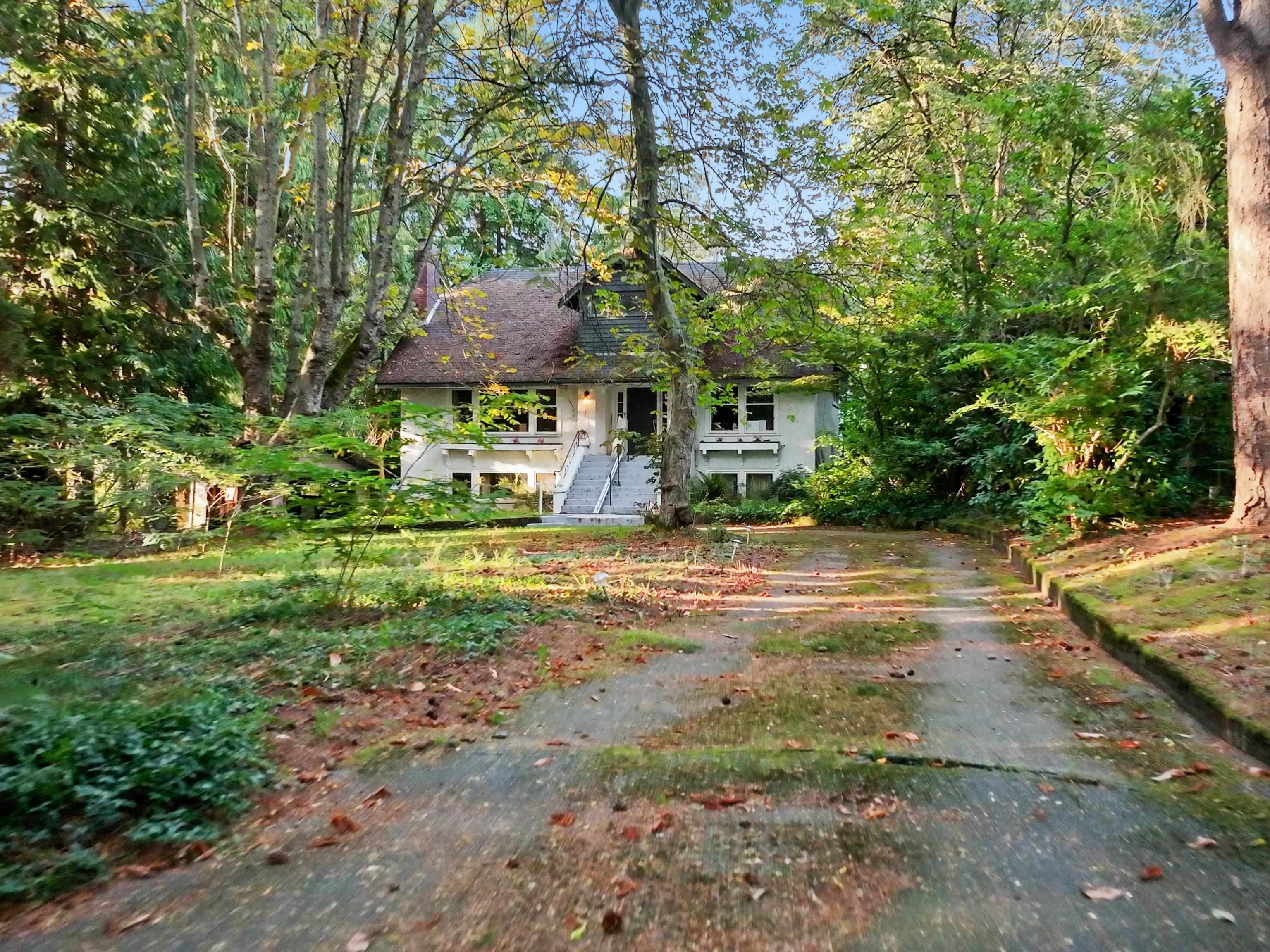 4755 W 6th Avenue, Vancouver, V6T 1C4 — photo 2