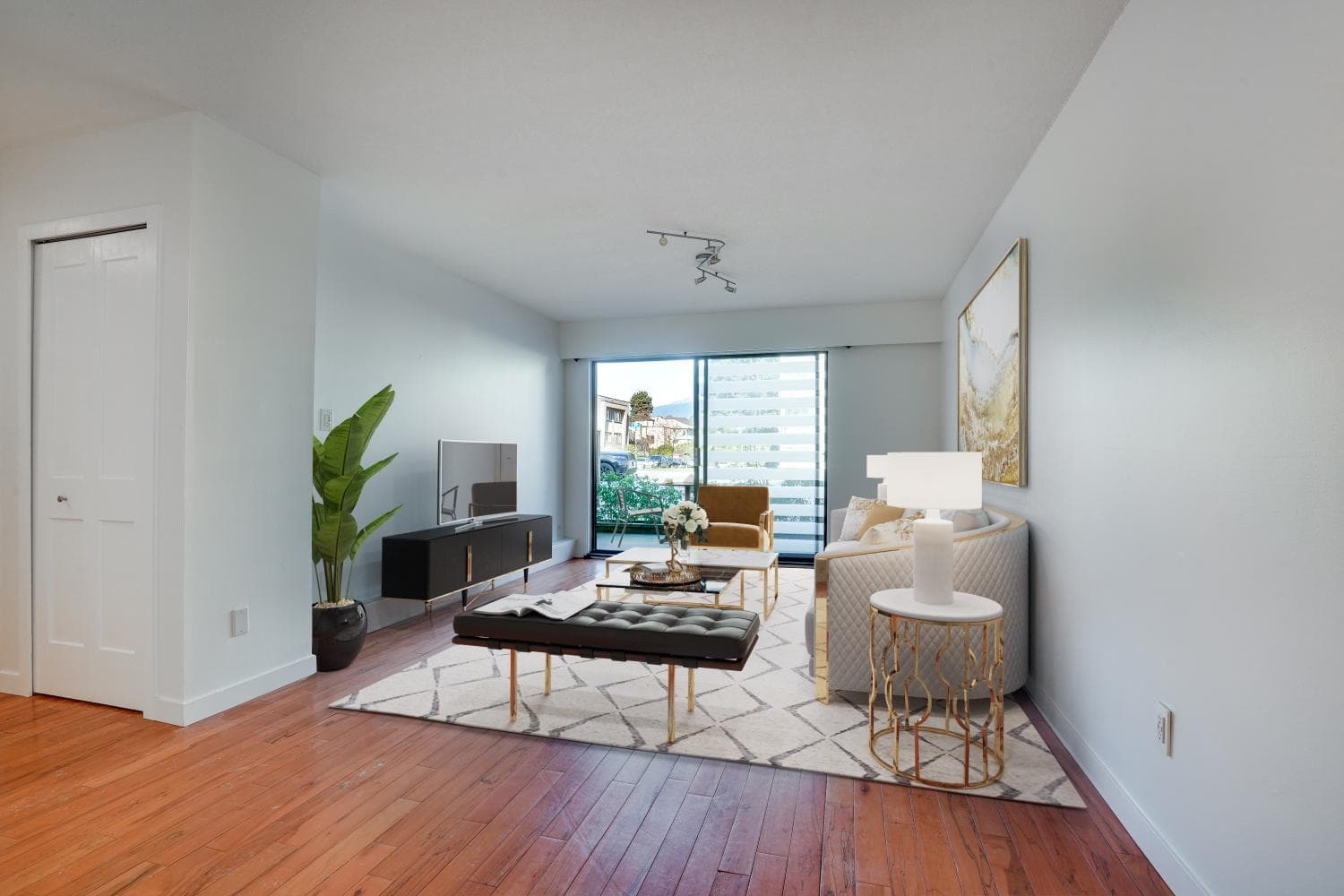 101 - 2040 Cornwall Avenue, Vancouver, V6J 1E1 — photo 2