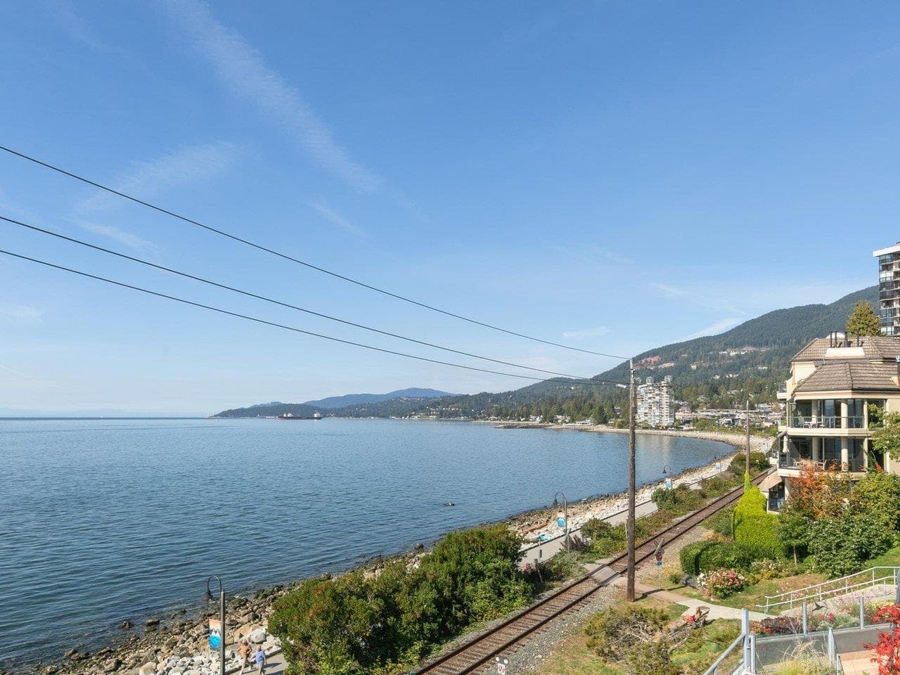 203 - 2190 Argyle Avenue, West Vancouver, V7V 1A4 — photo 2