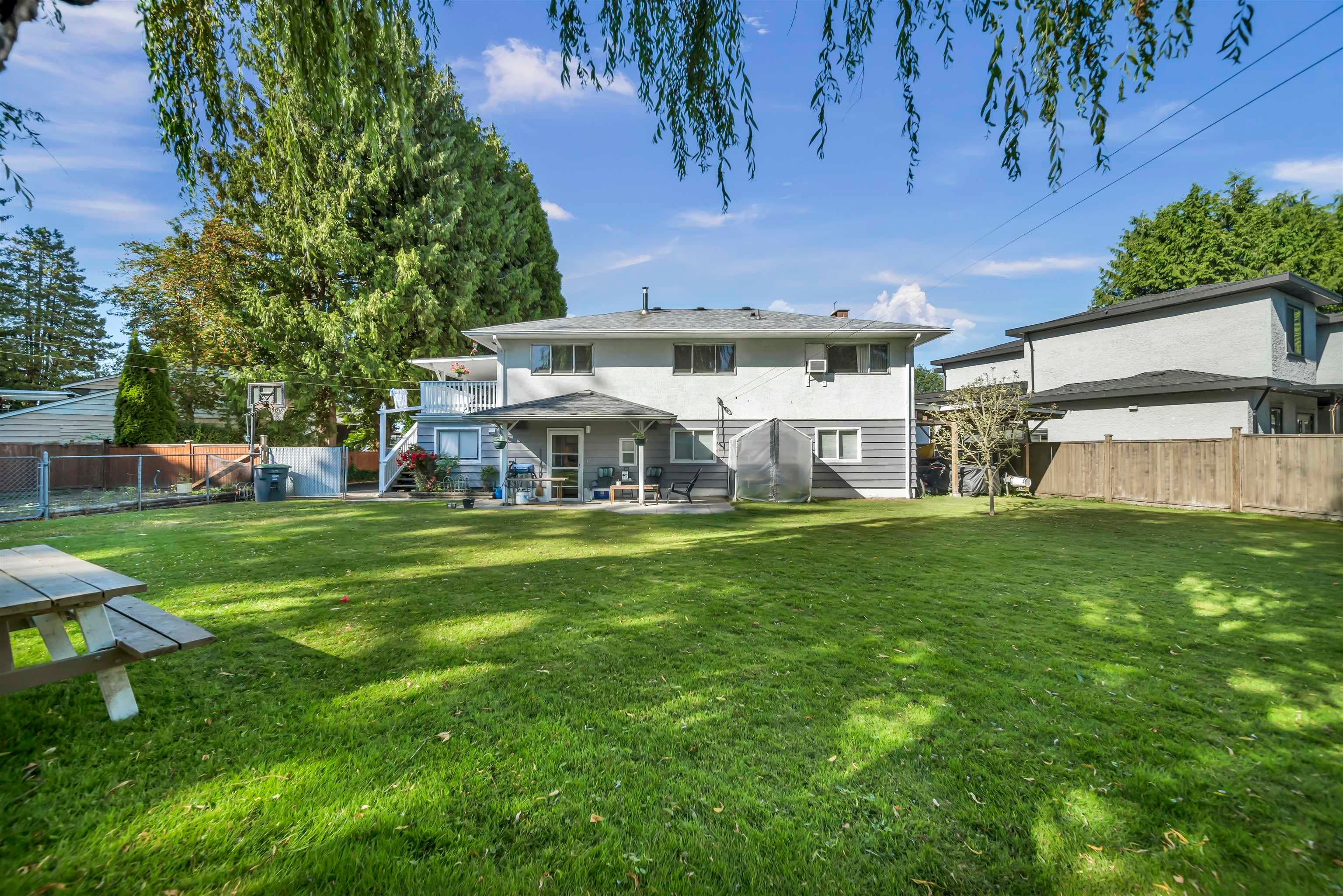 12448 97b Avenue, Surrey, V3V 2H8 — photo 4